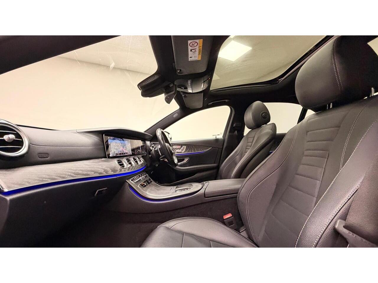 Mercedes-Benz E-Class view 33