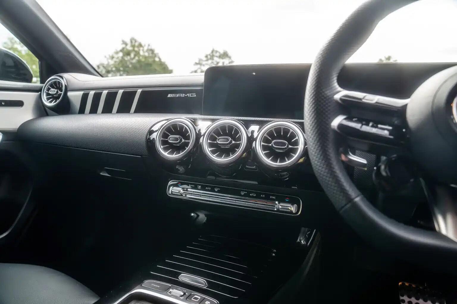 Mercedes-Benz A Class view 20