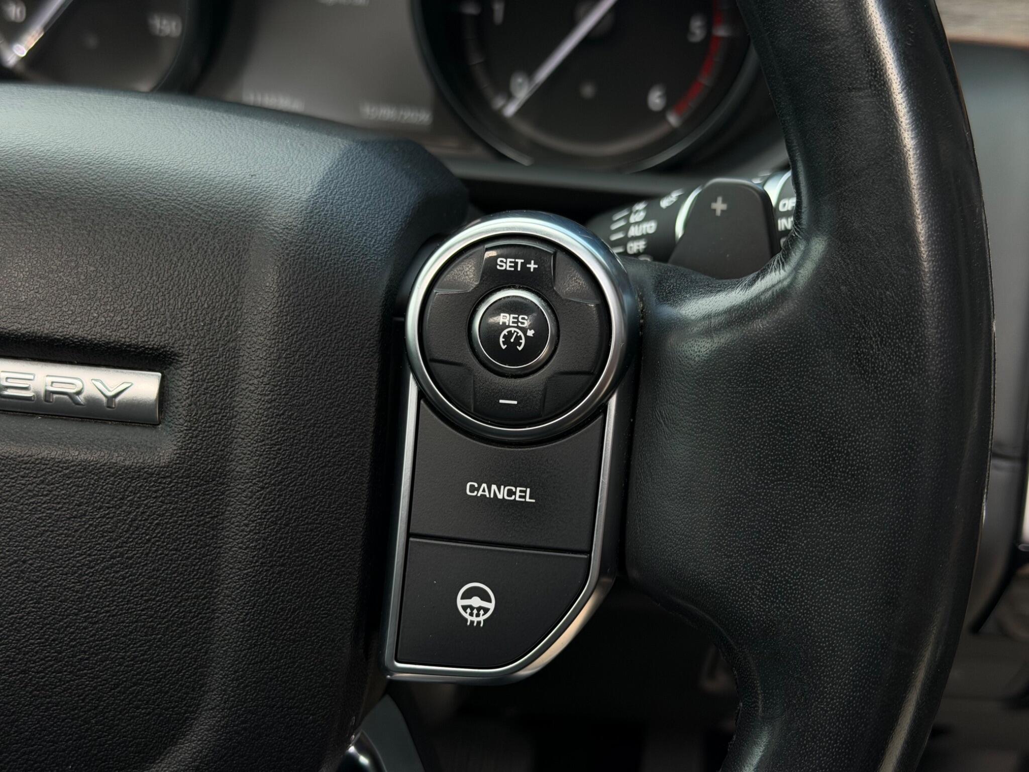 Land Rover Discovery view 27