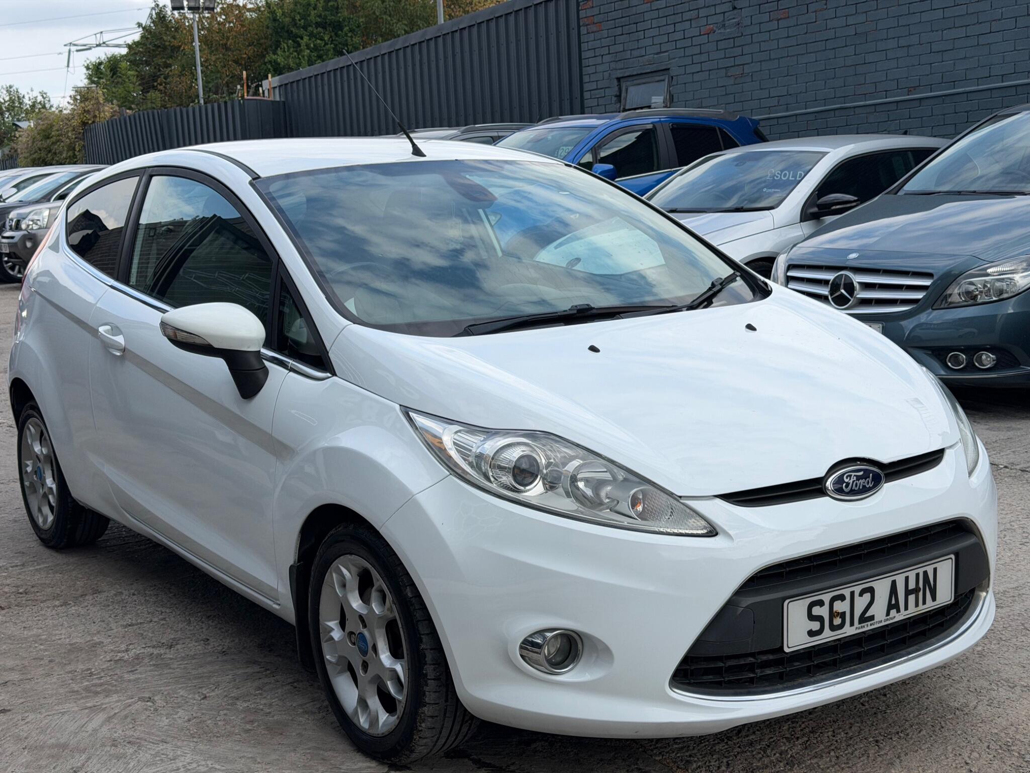 Ford Fiesta view 3