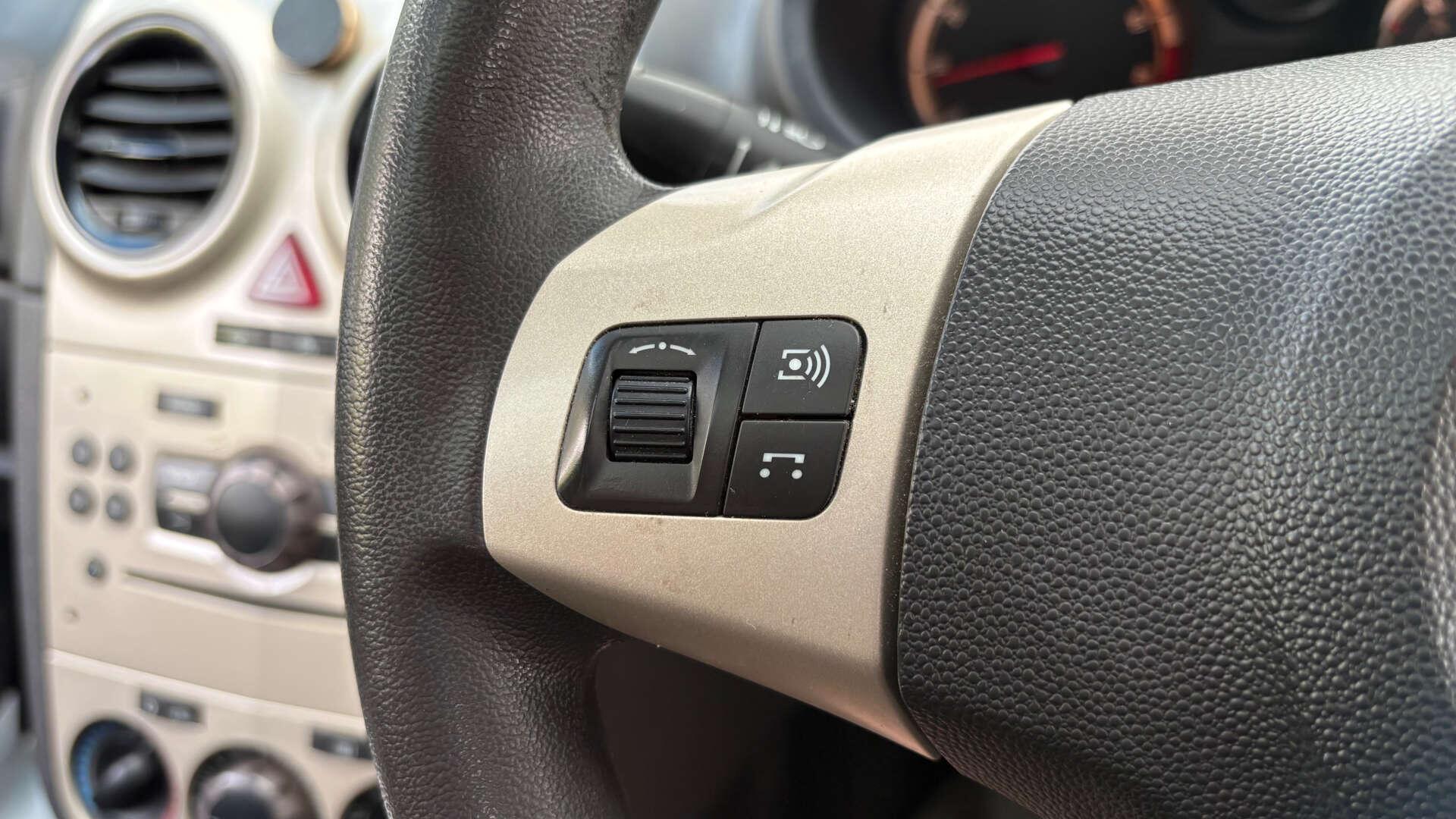 Vauxhall Corsa view 16