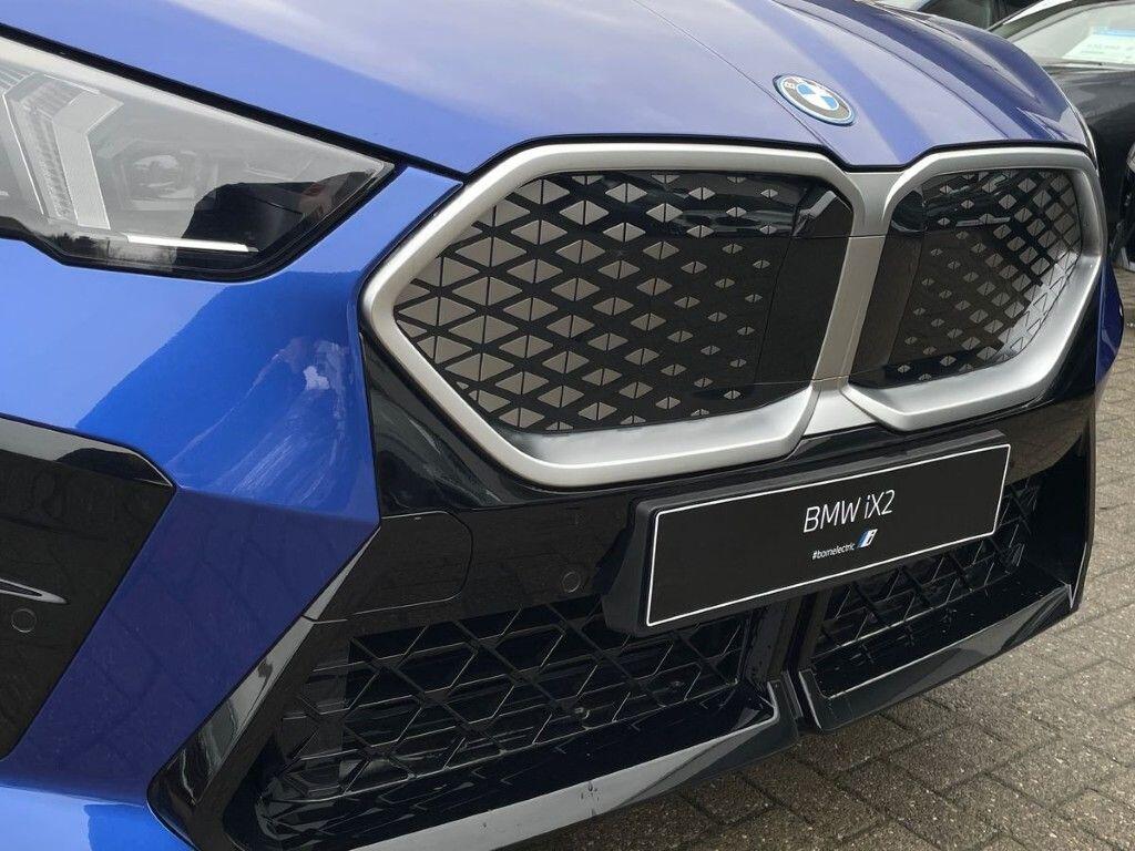 BMW iX2 view 87