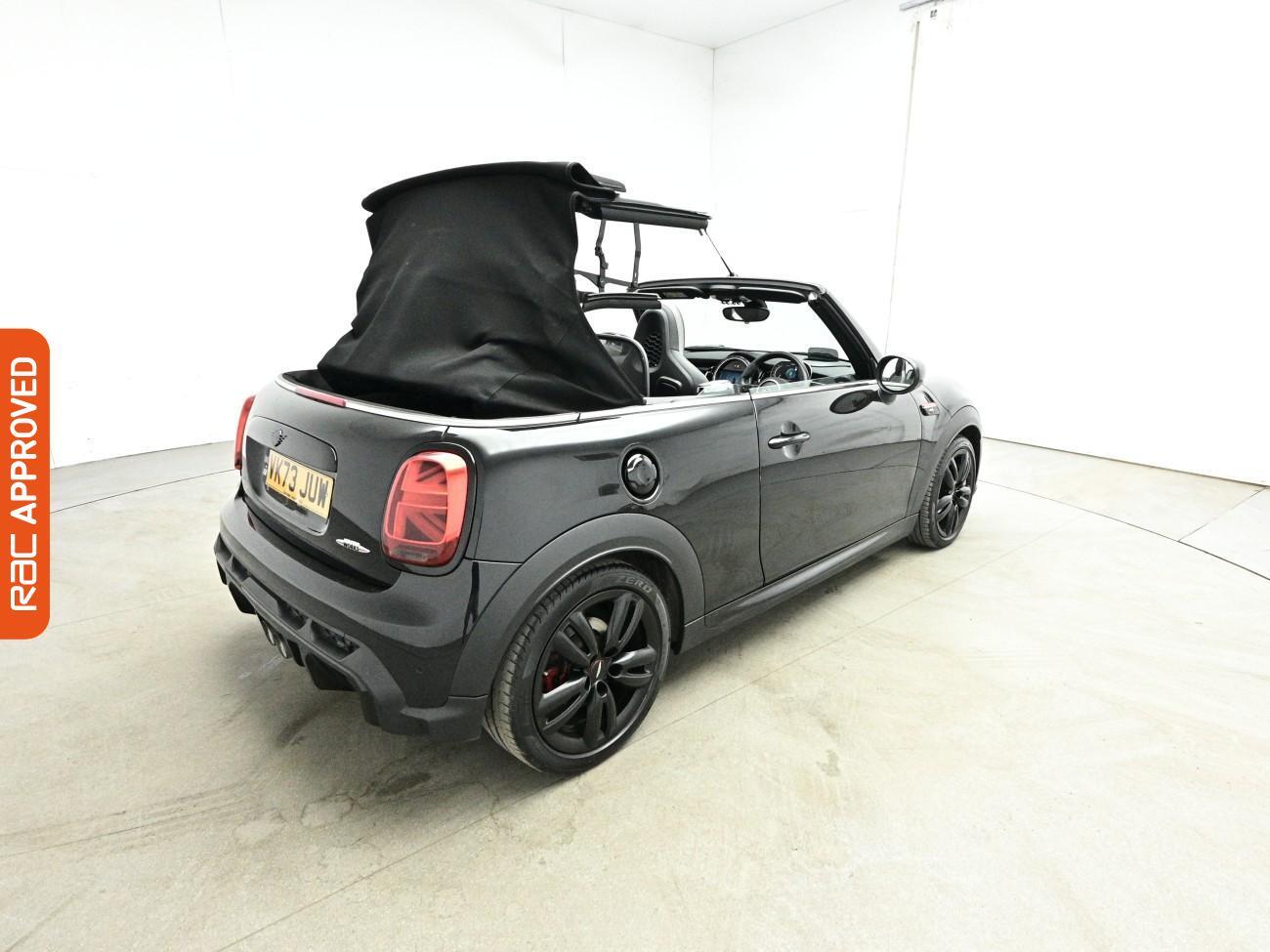 Mini Convertible view 17