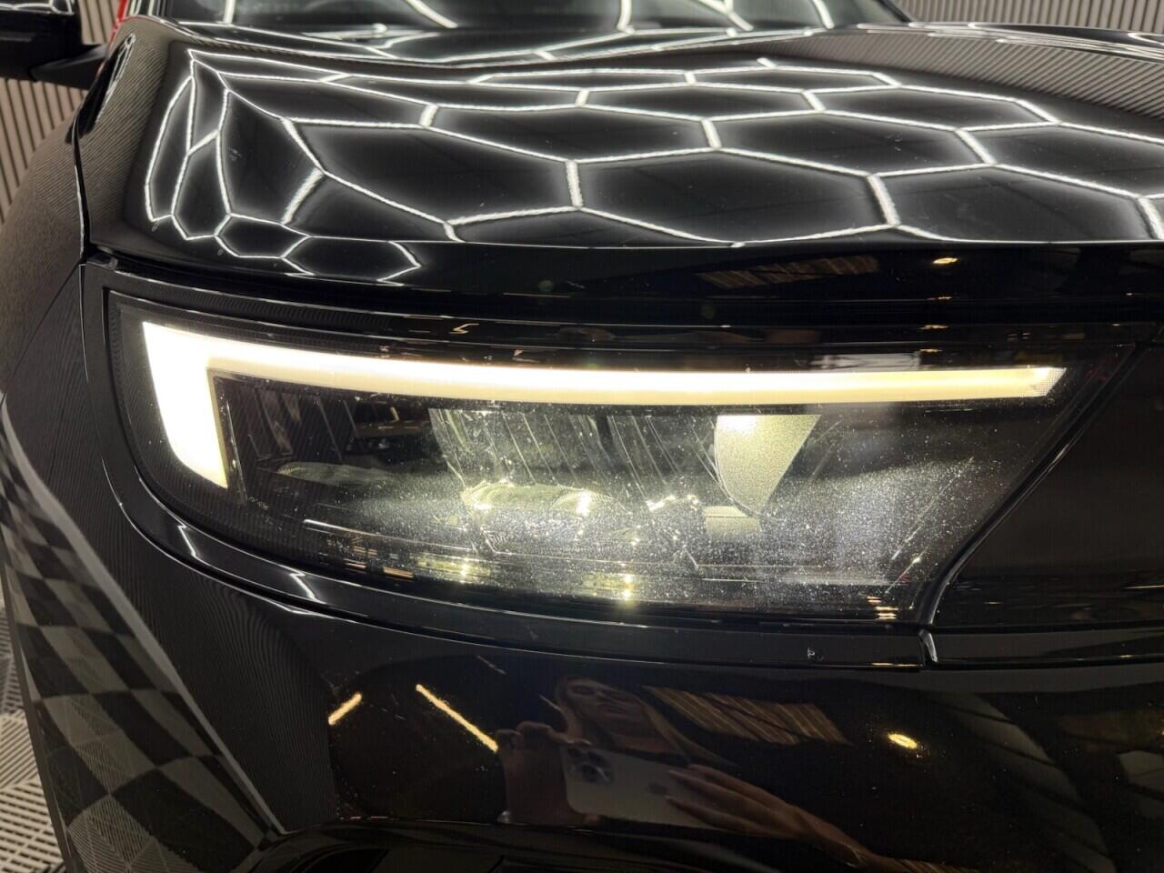 Vauxhall Mokka view 3