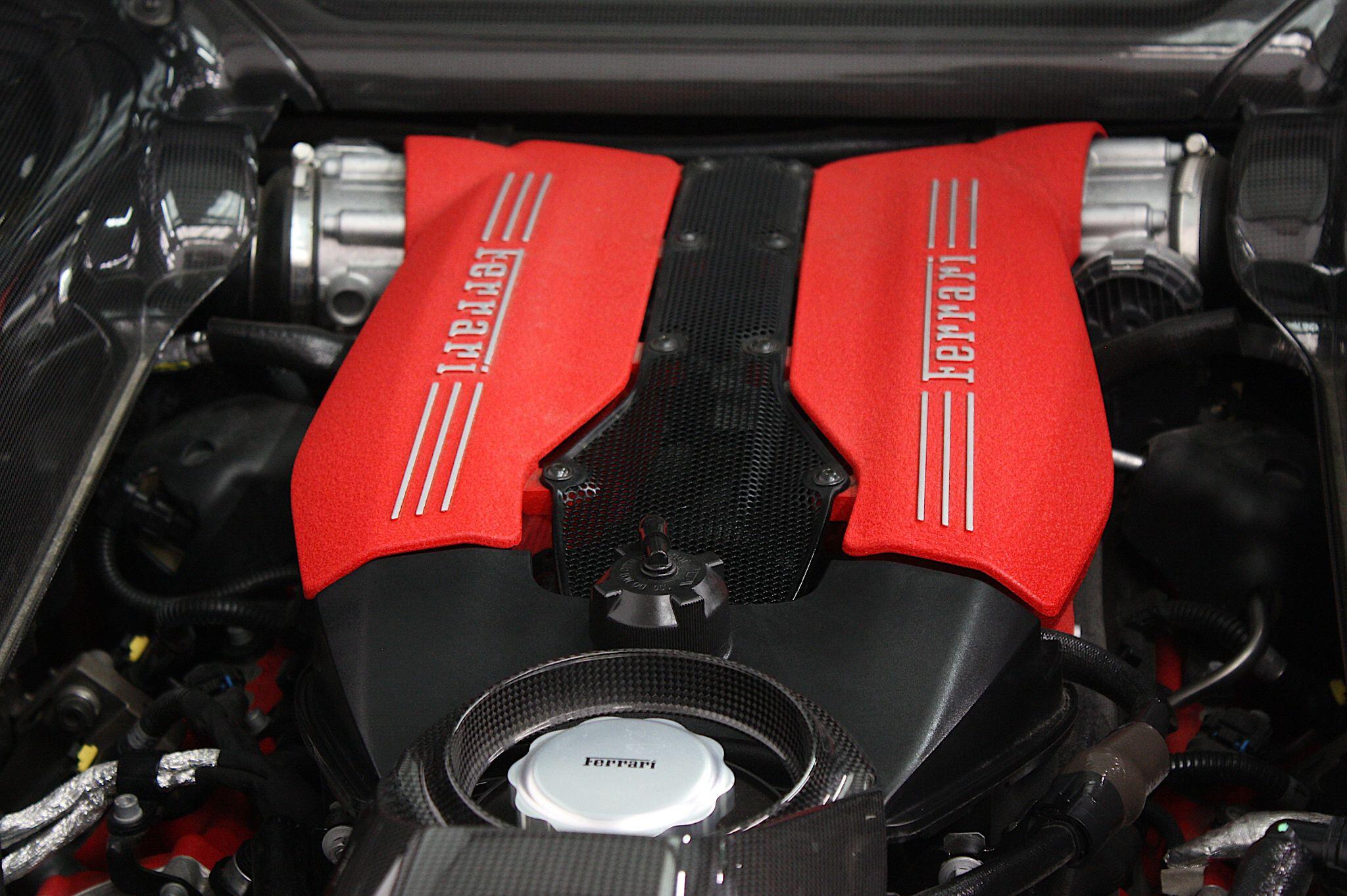 Ferrari 488 view 38
