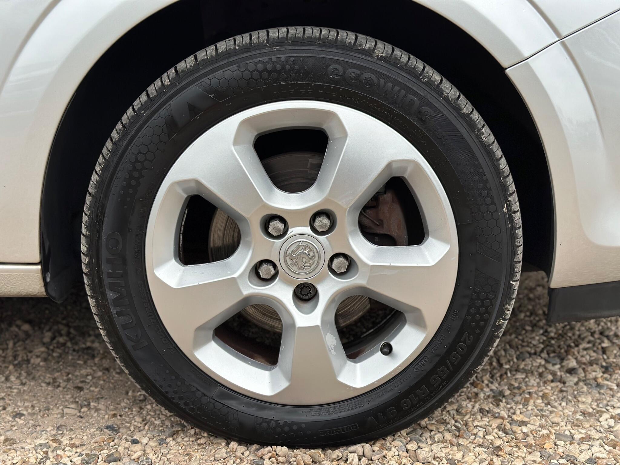 Vauxhall Astra view 47