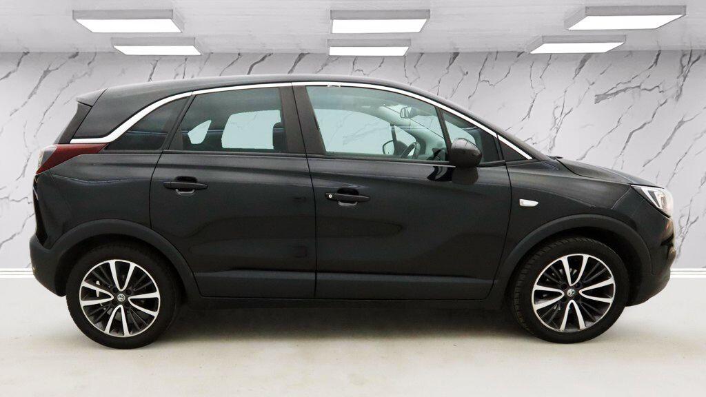 Vauxhall Crossland X view 8