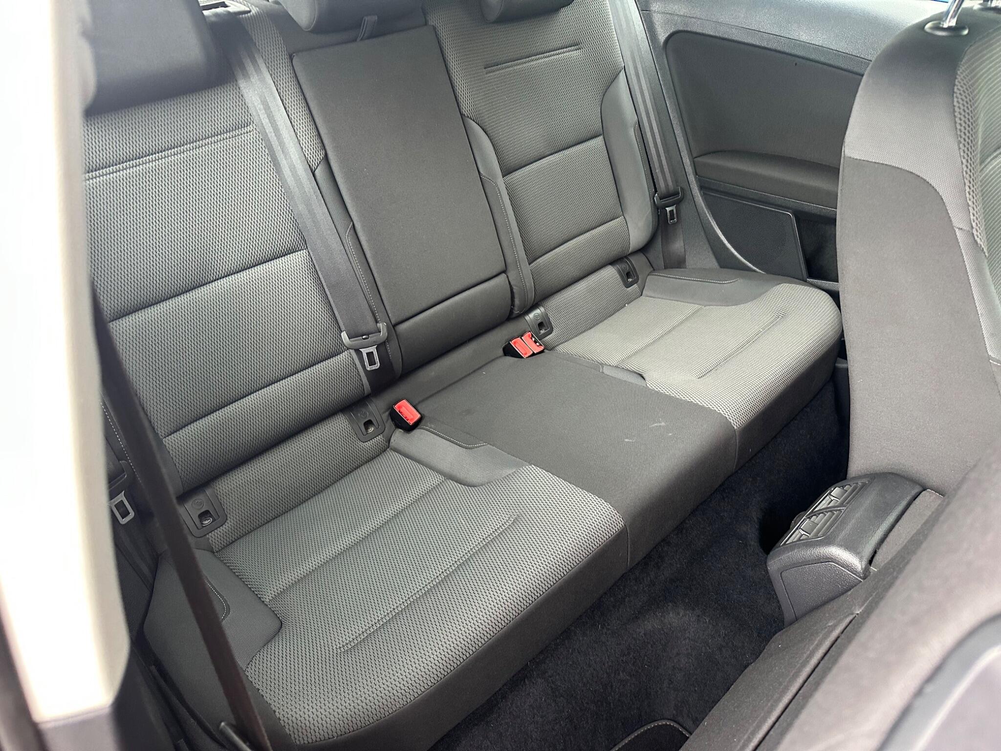 Volkswagen Golf view 25