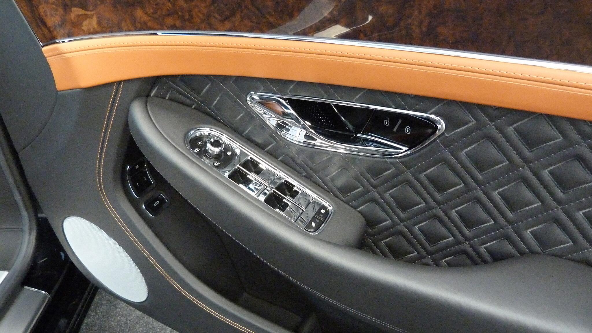 Bentley Continental view 33