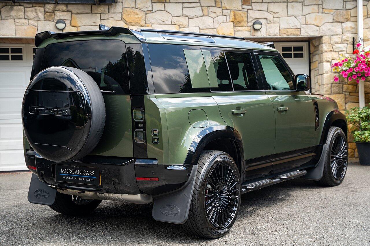 Land Rover Defender view 17