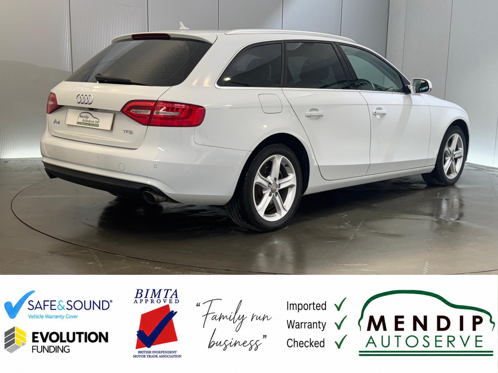 Audi A4 Avant view 26