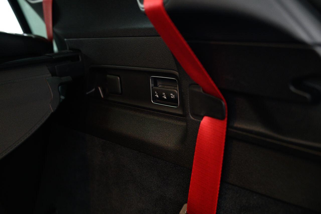 Mercedes-Benz GLE view 22