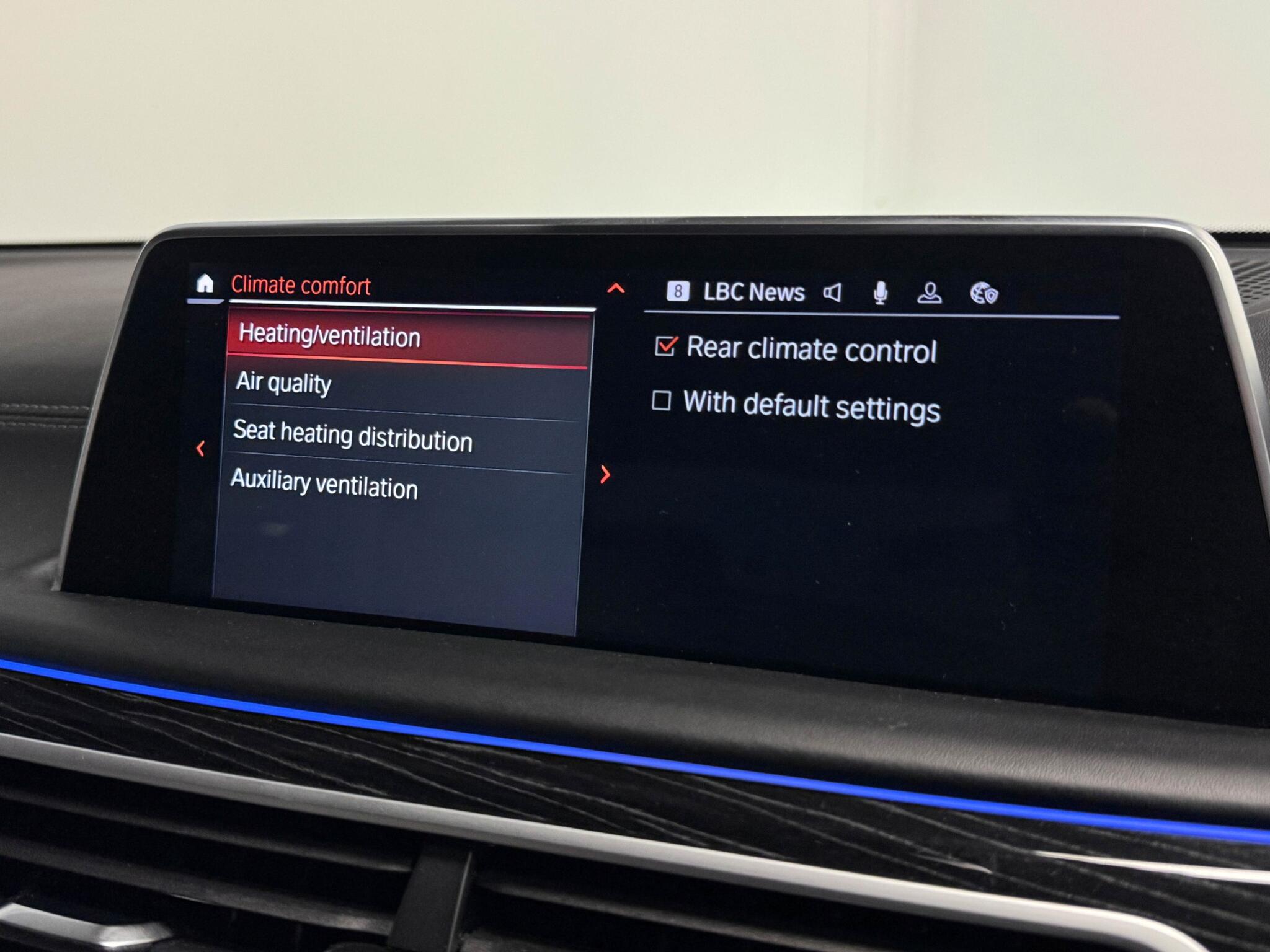 BMW 7 Series view 55