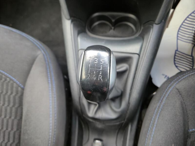 2019 Peugeot 208 1.2 PureTech Signature Euro 6 (s/s) 5dr • 53,000 miles image 26
