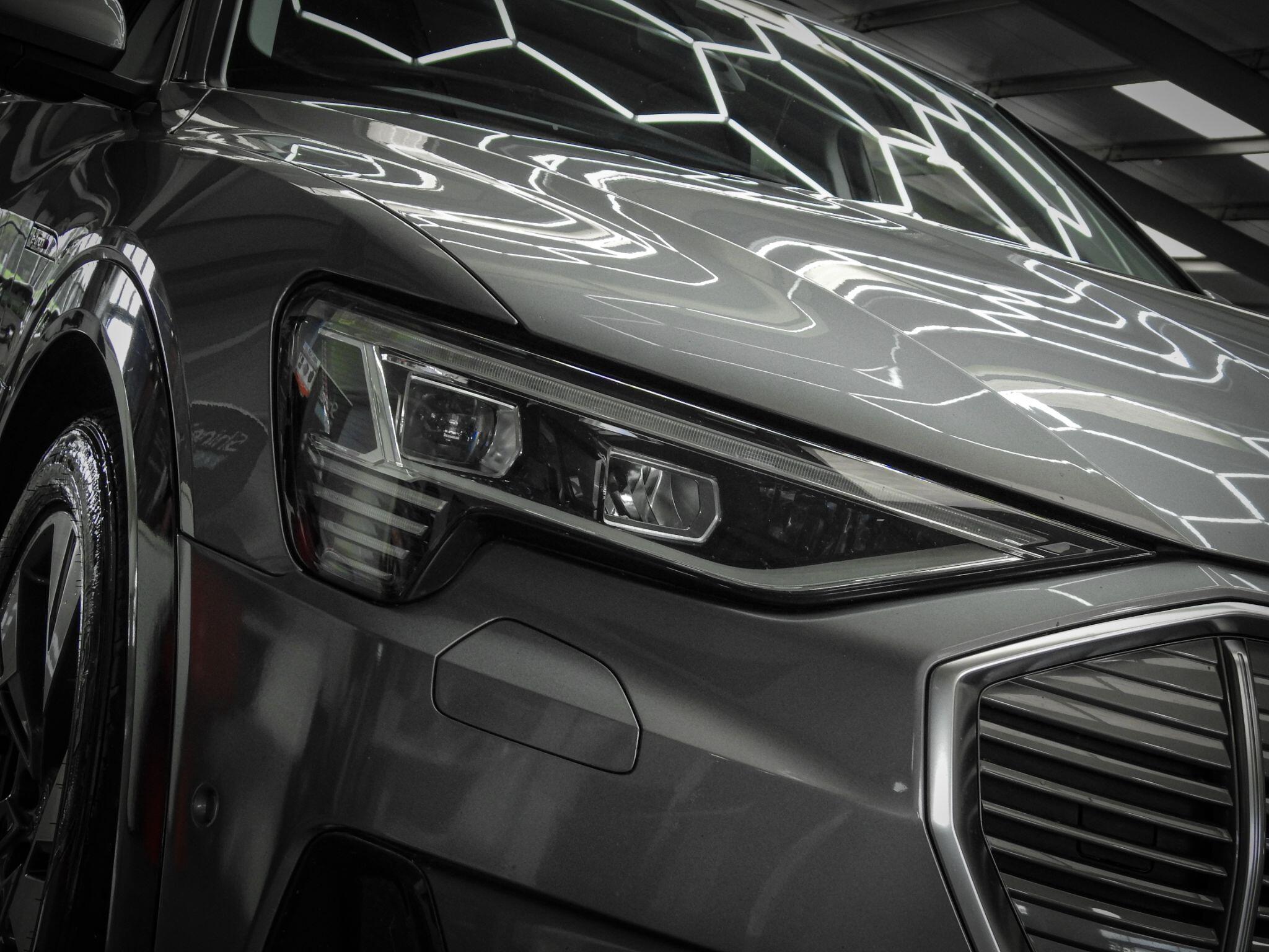 Audi E-Tron view 9