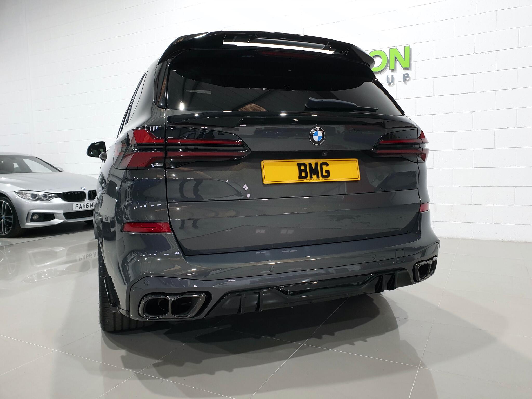 BMW X5 view 29