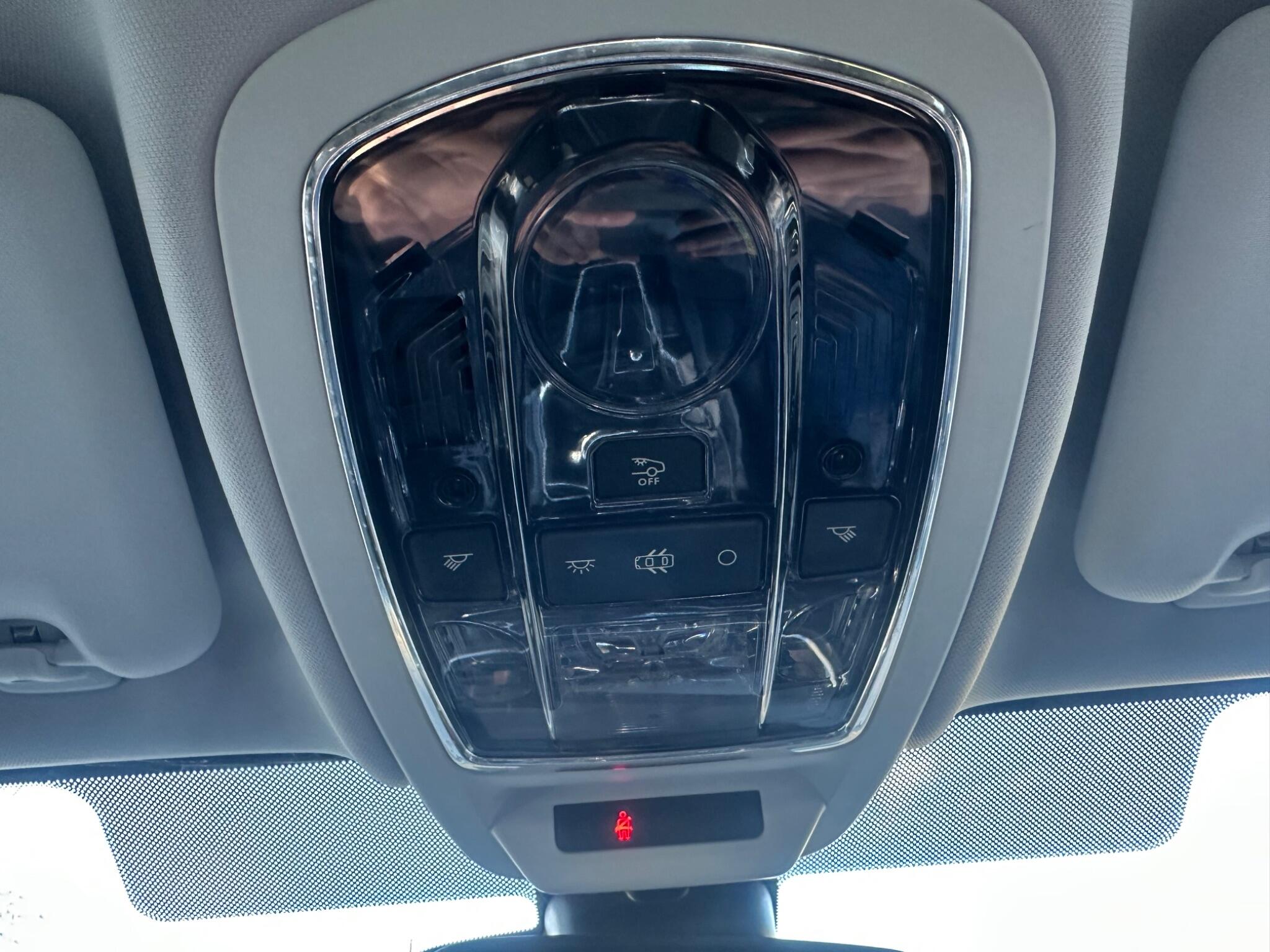 2012 Peugeot 508 image 18