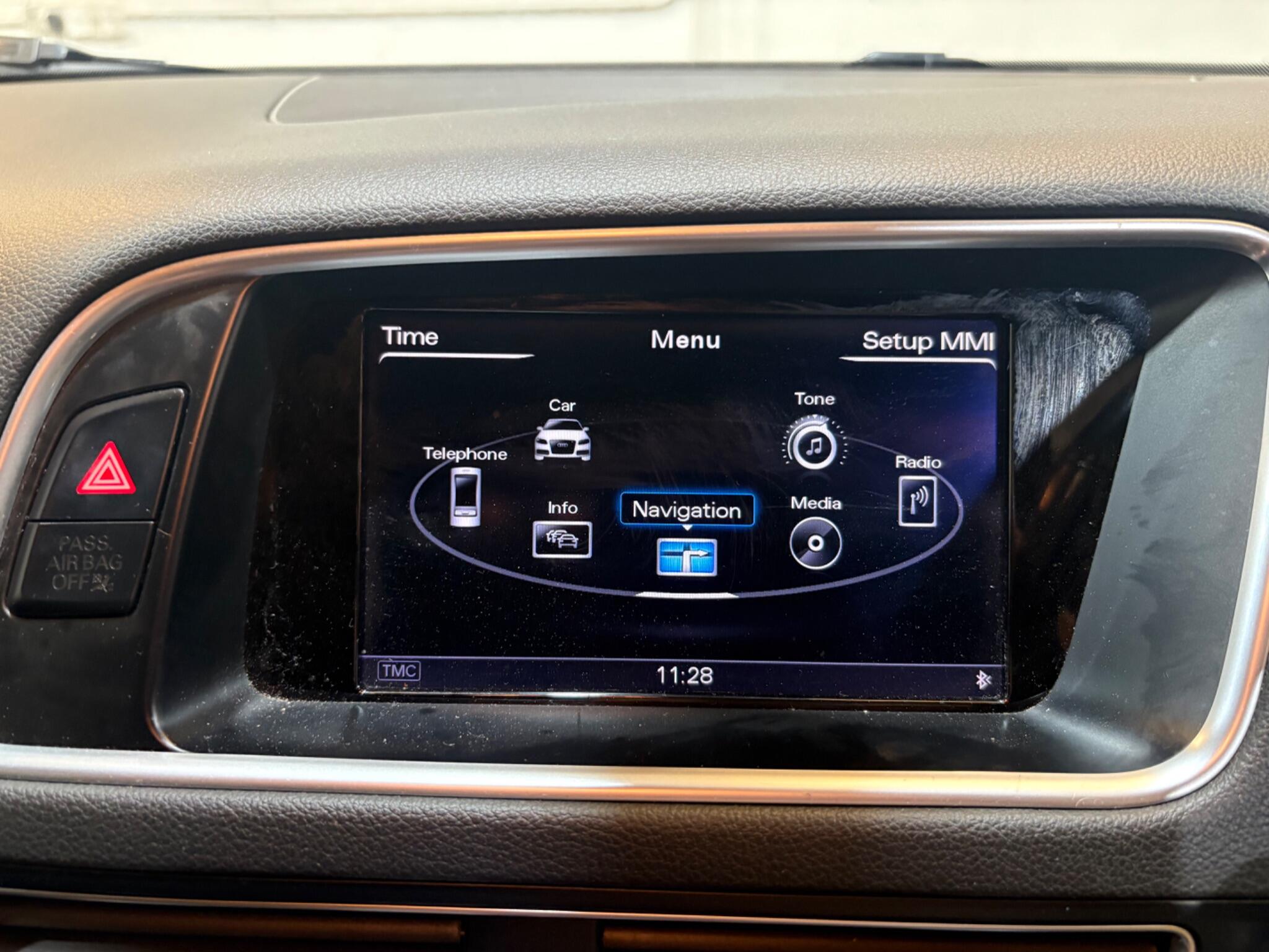 Audi SQ5 view 47