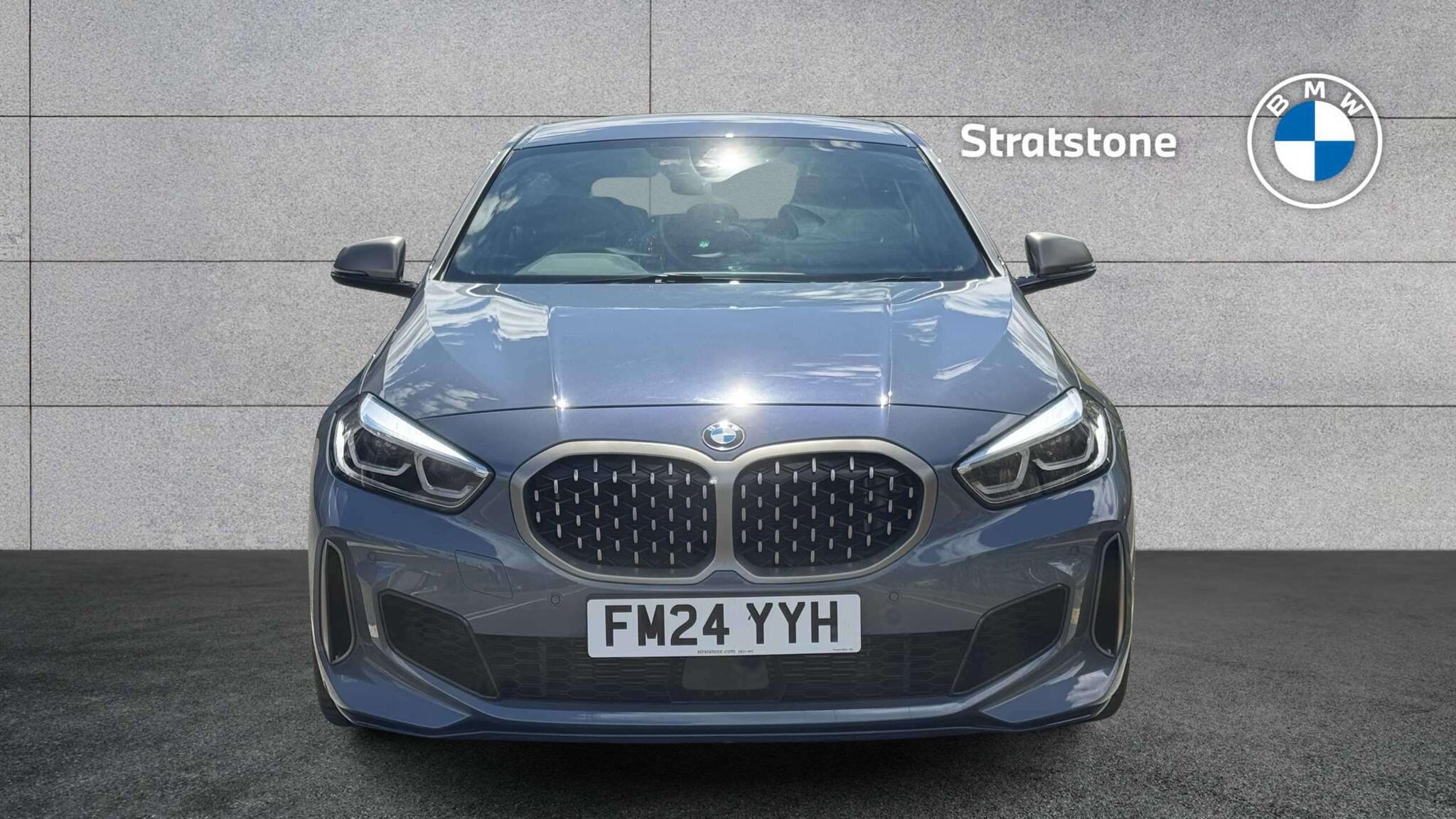 BMW 1 Series view 22