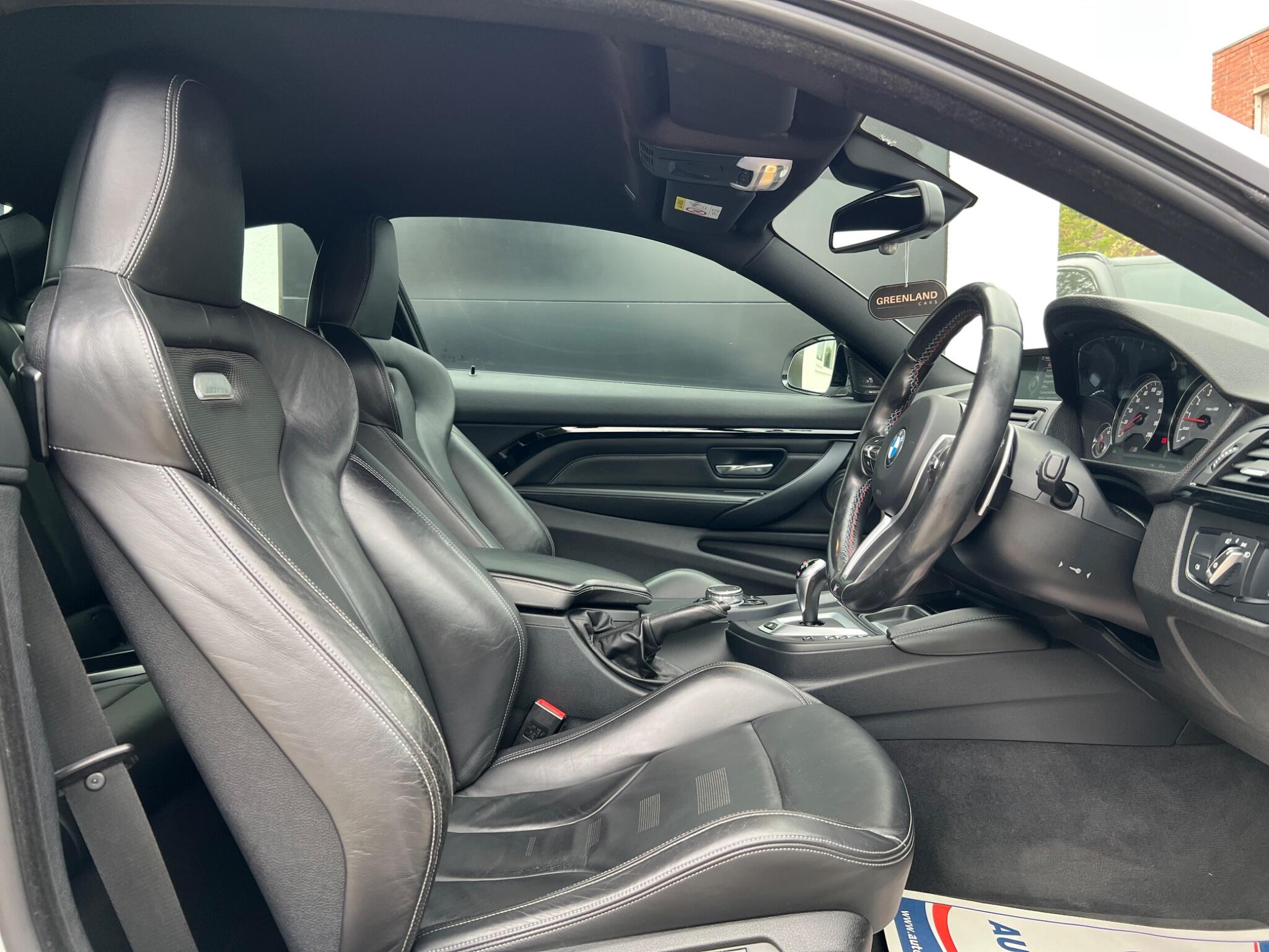 BMW M4 view 14