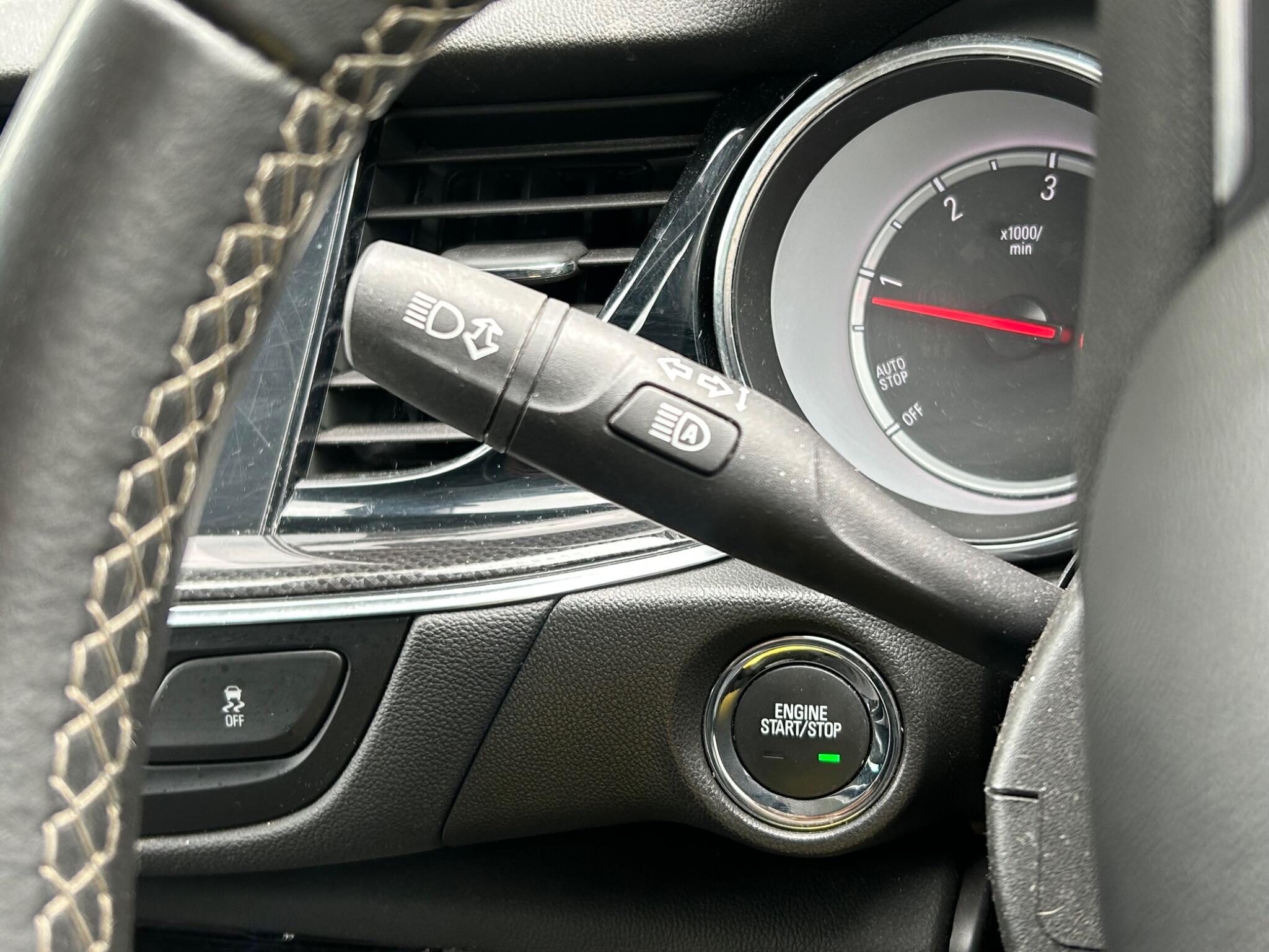 Vauxhall Insignia view 27