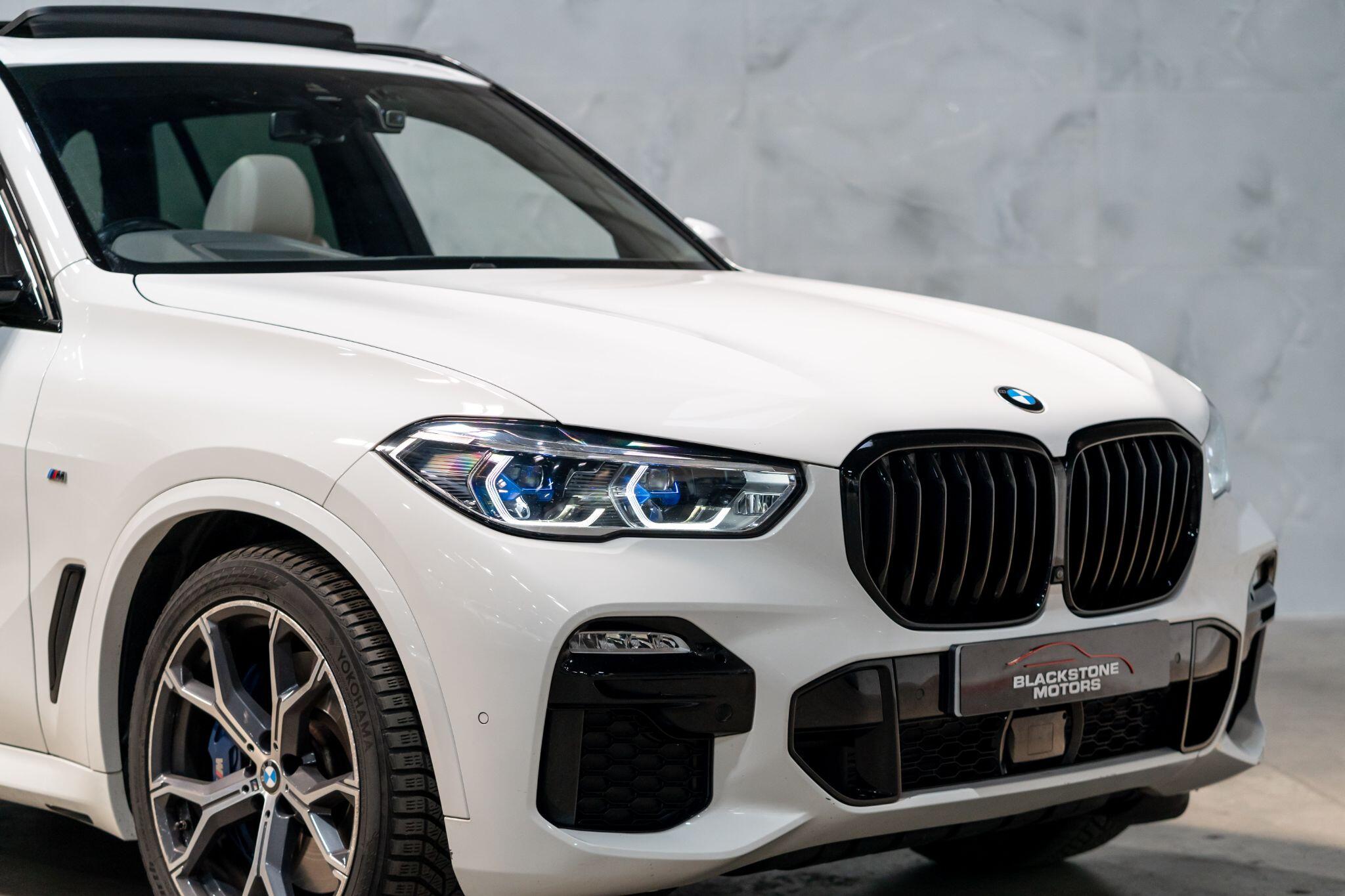 BMW X5 view 42