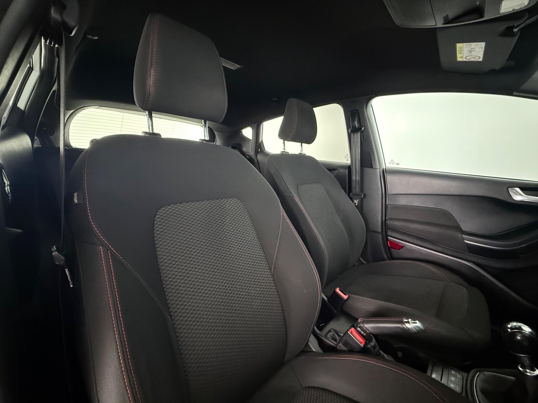 Ford Fiesta view 28