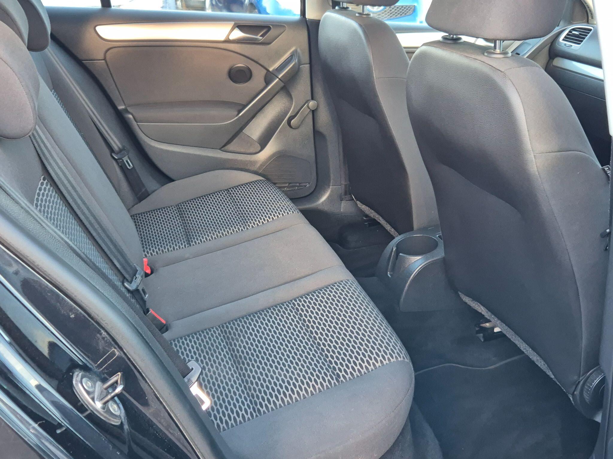 Volkswagen Golf view 12
