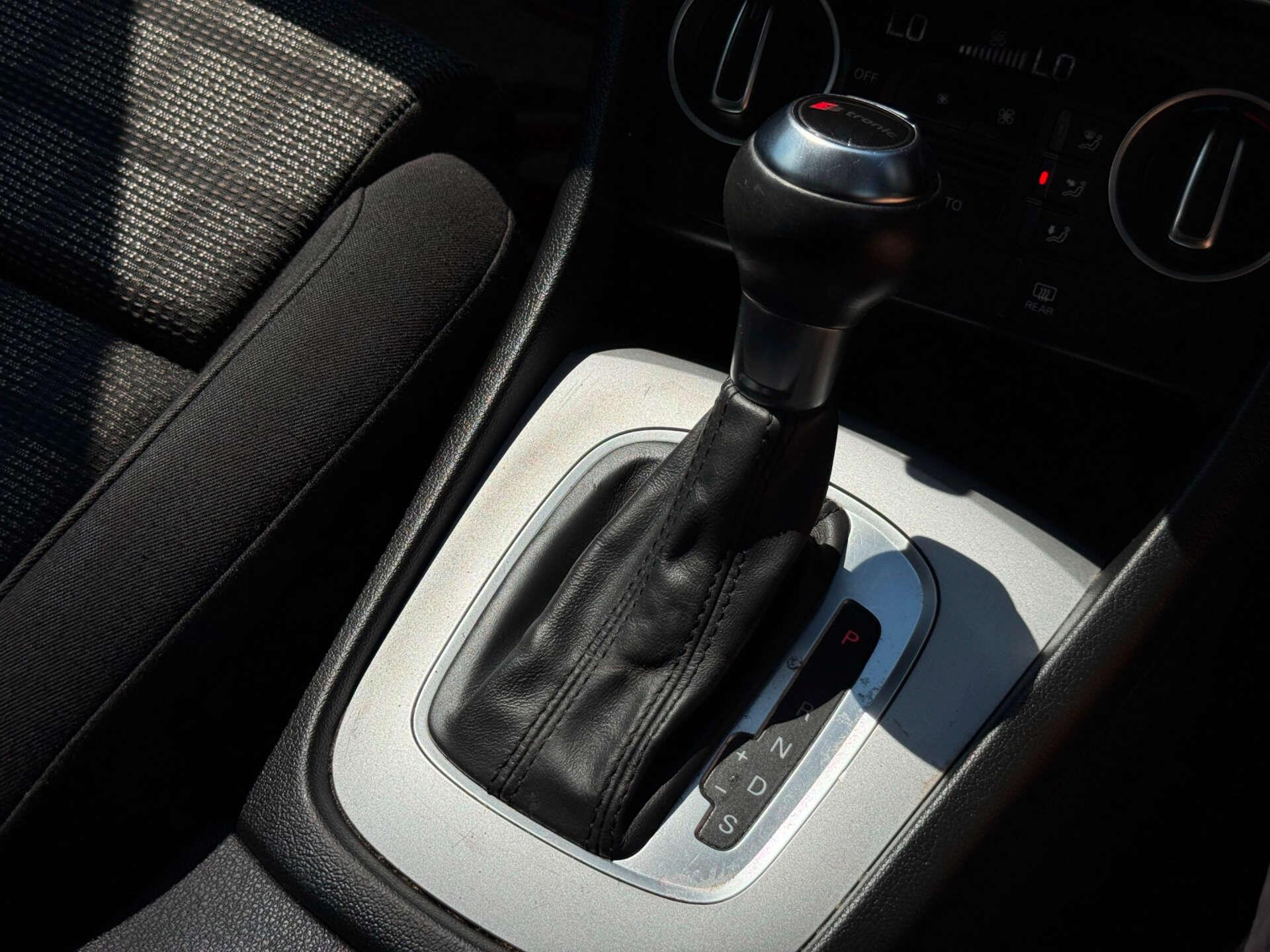 Audi Q3 view 61