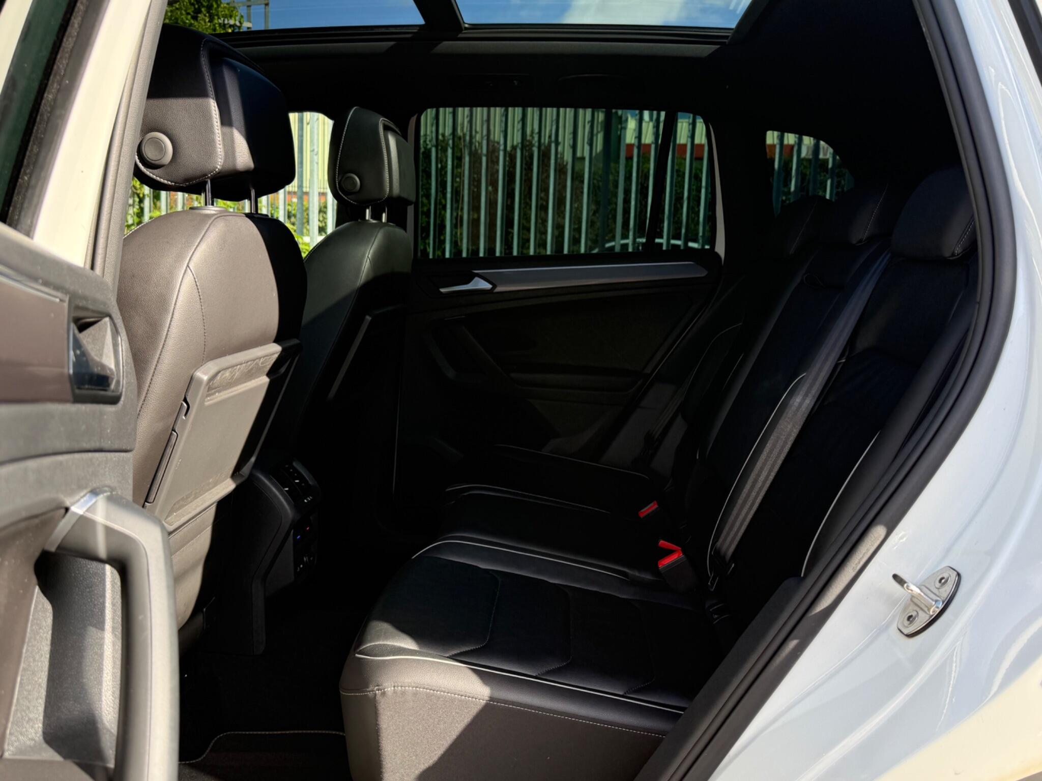 Volkswagen Tiguan view 16