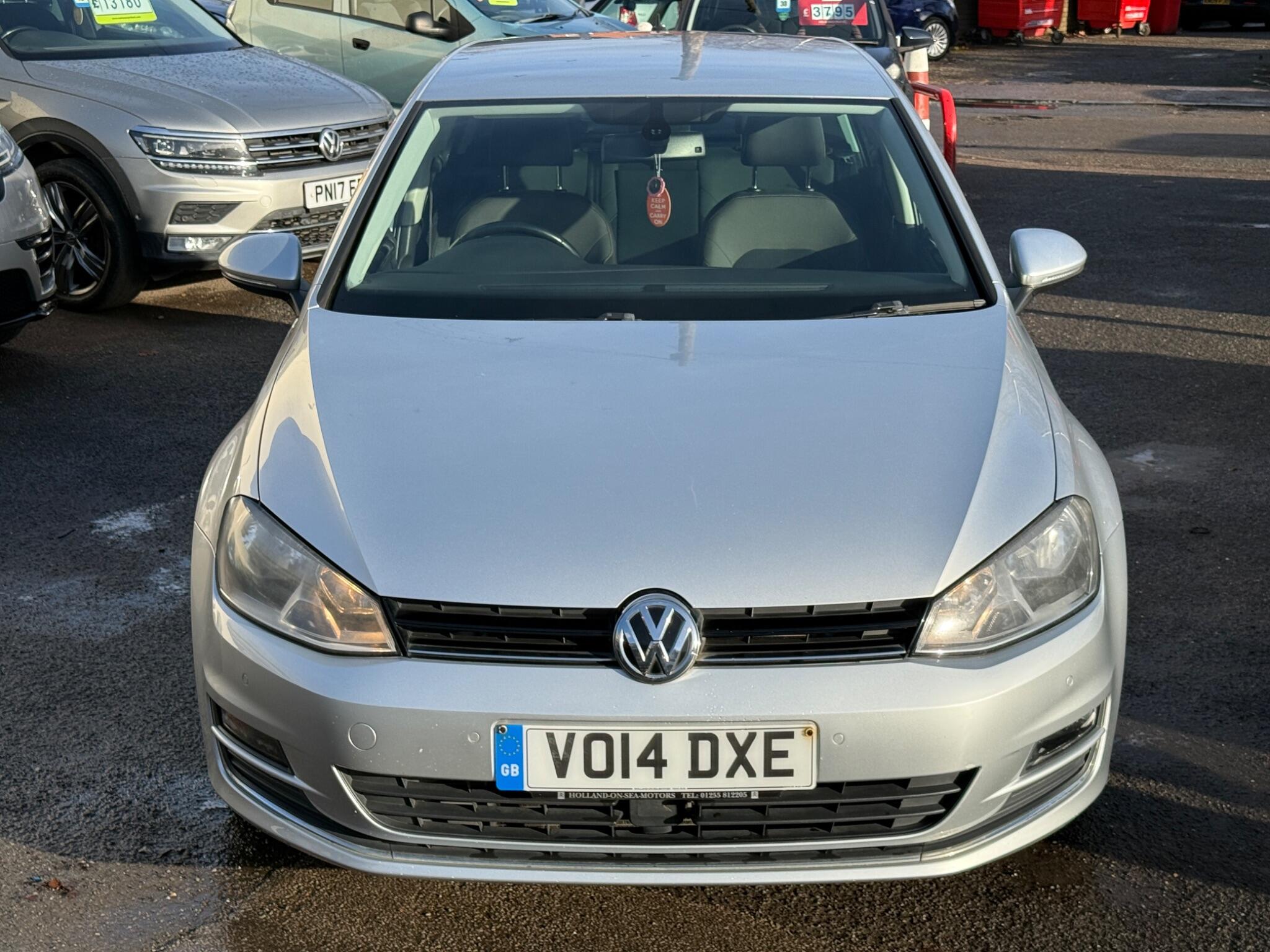 Volkswagen Golf - Image 8
