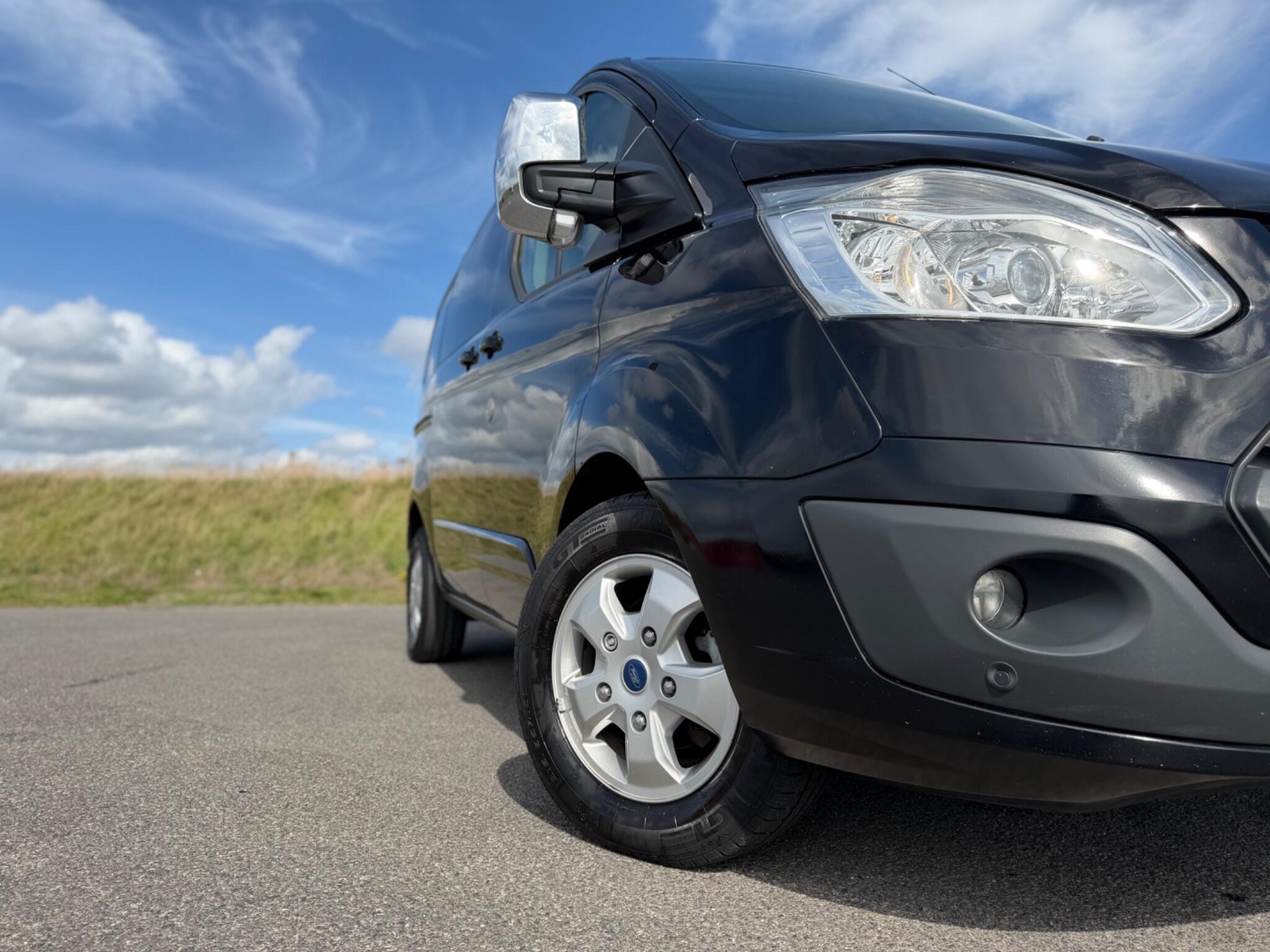 Ford Transit Custom view 54