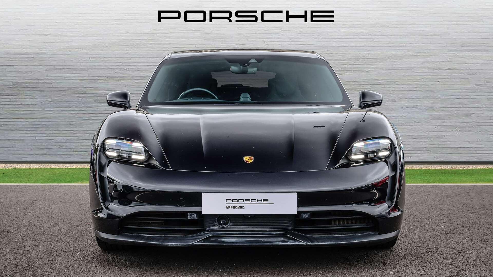 Porsche Taycan view 9