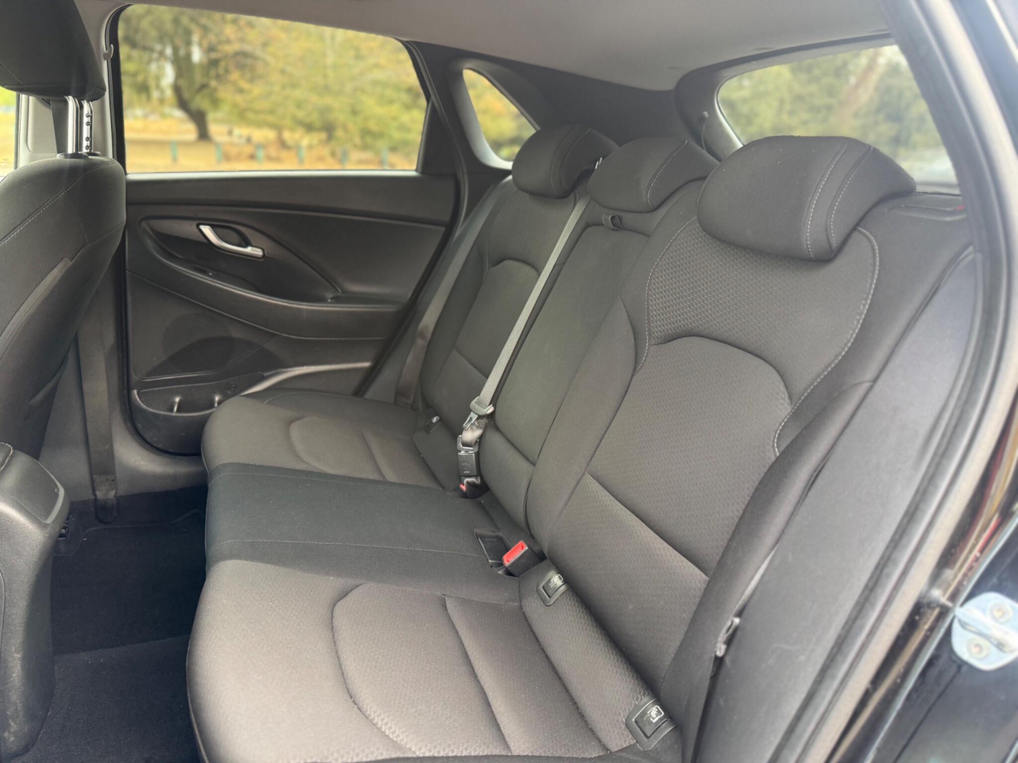 Hyundai i30 view 28