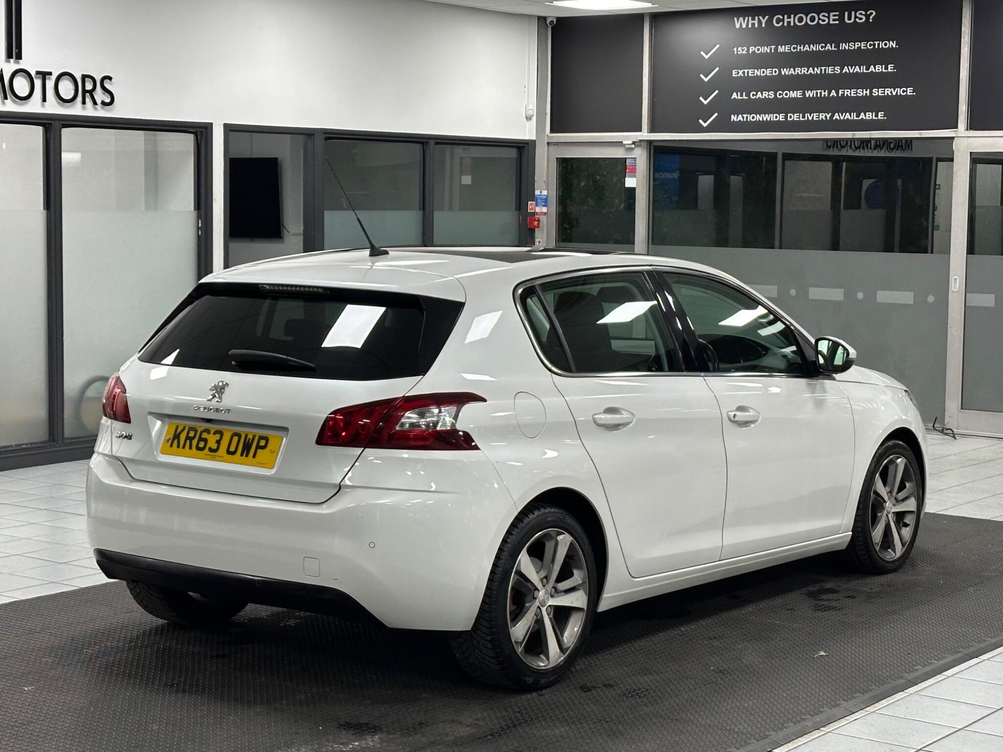 Peugeot 308 view 13