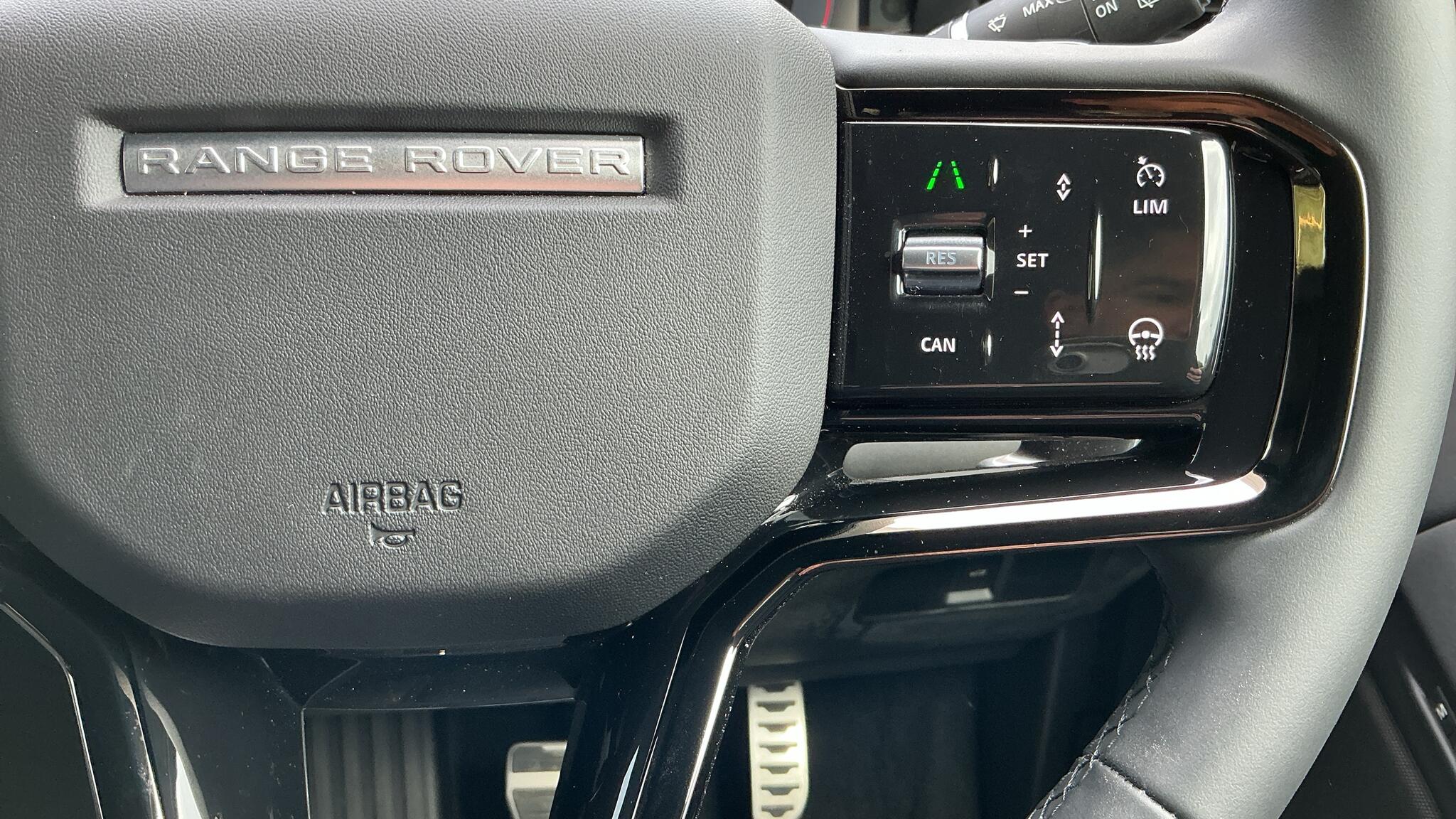 Land Rover Range Rover Evoque view 32