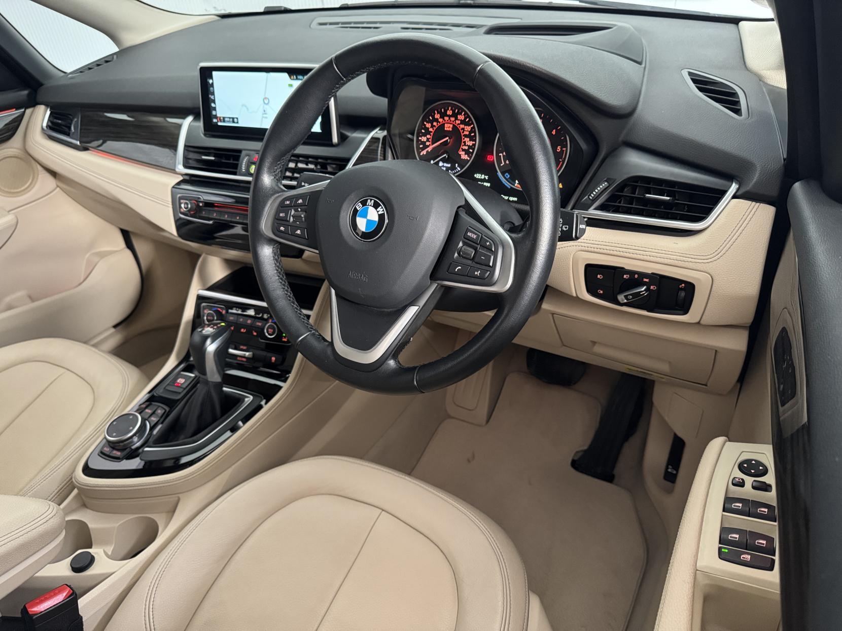 BMW 2 Series Active Tourer view 59