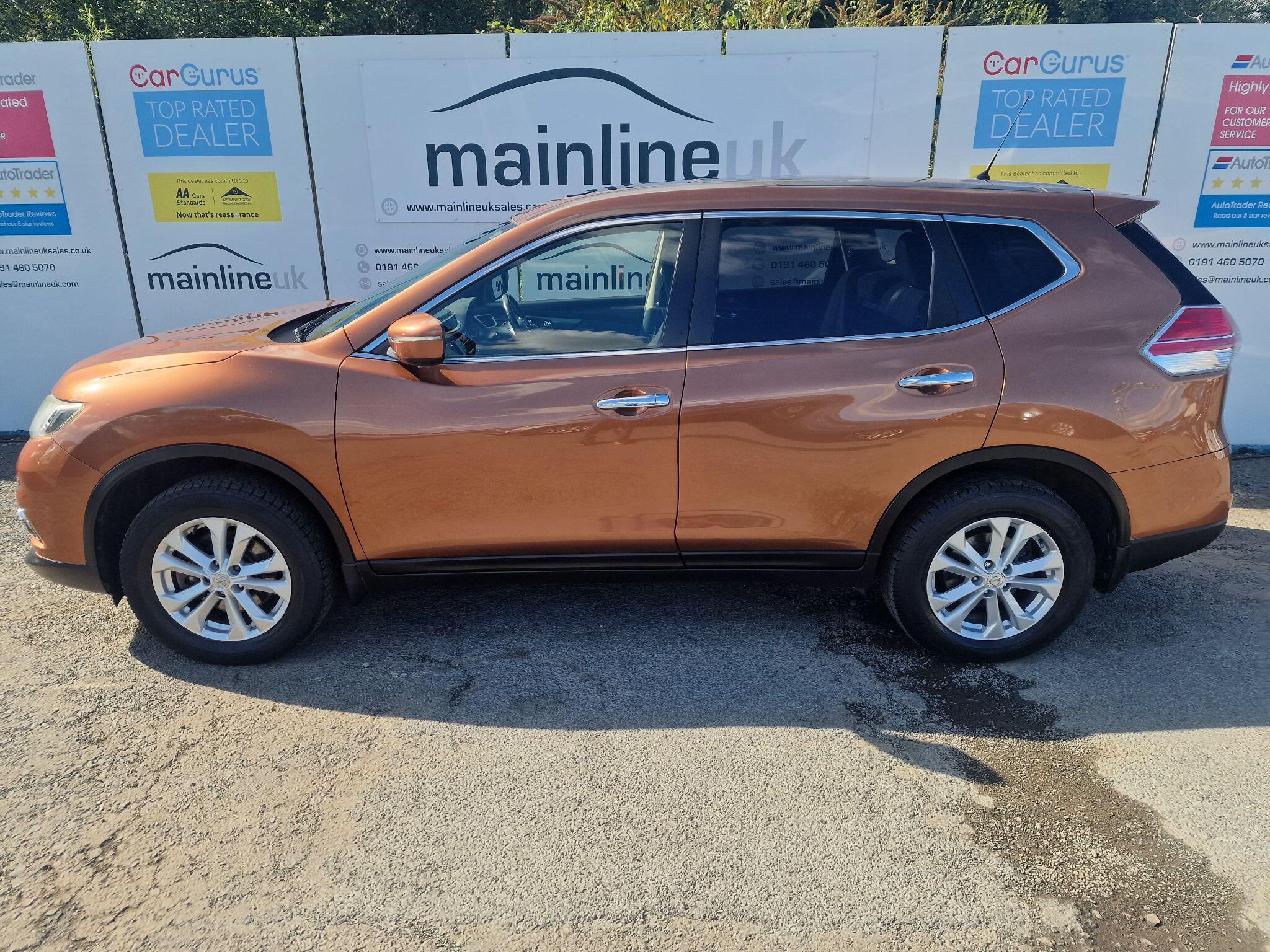 Nissan X-Trail view 5