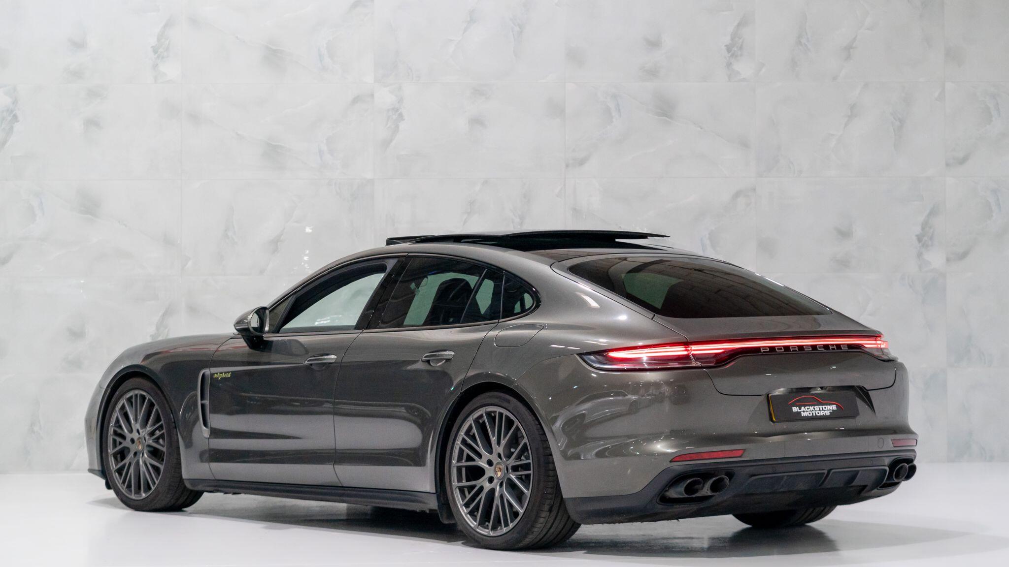 Porsche Panamera view 6
