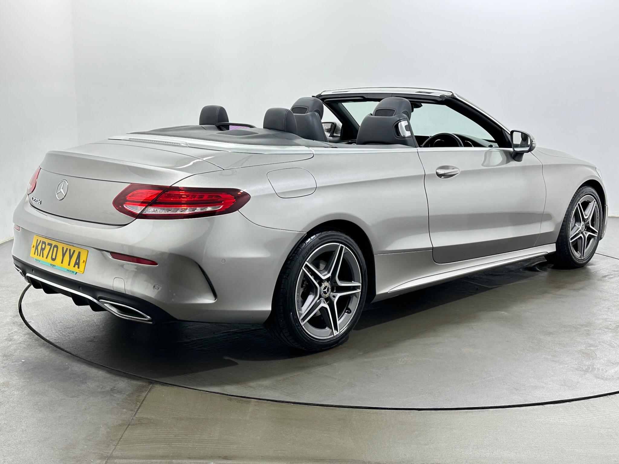 Mercedes-Benz C-Class view 8