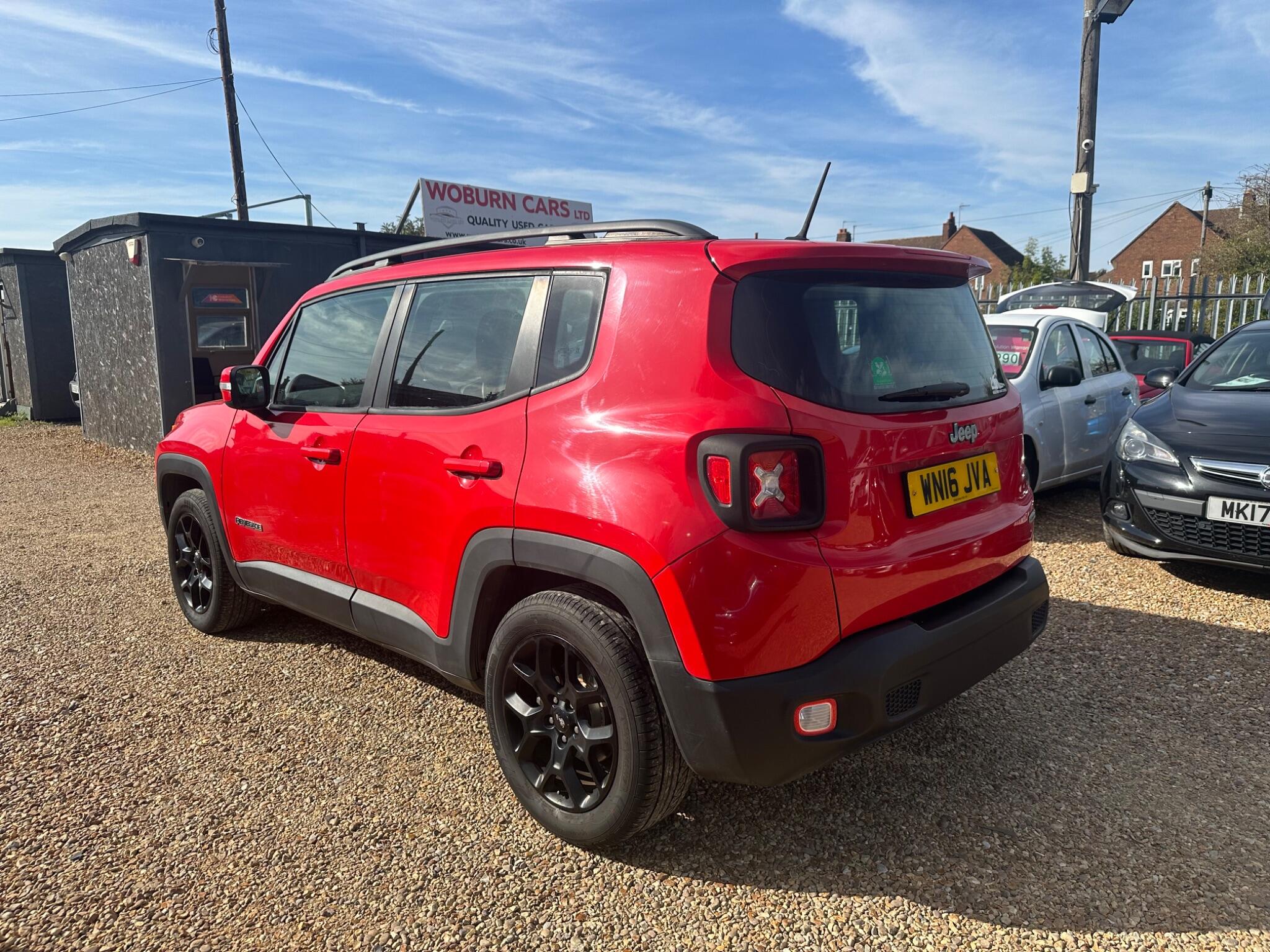 Jeep Renegade view 4
