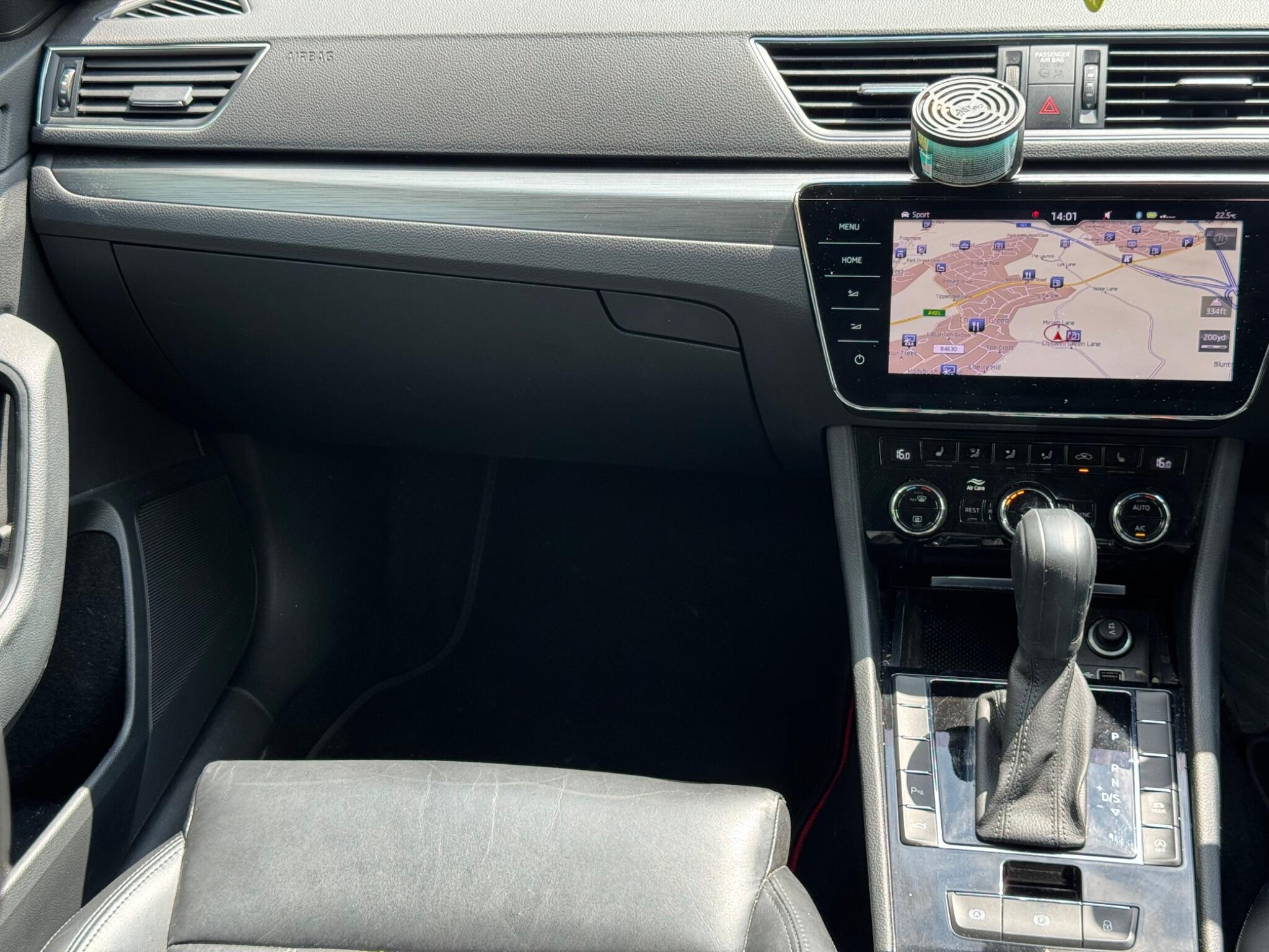 Skoda Superb view 33