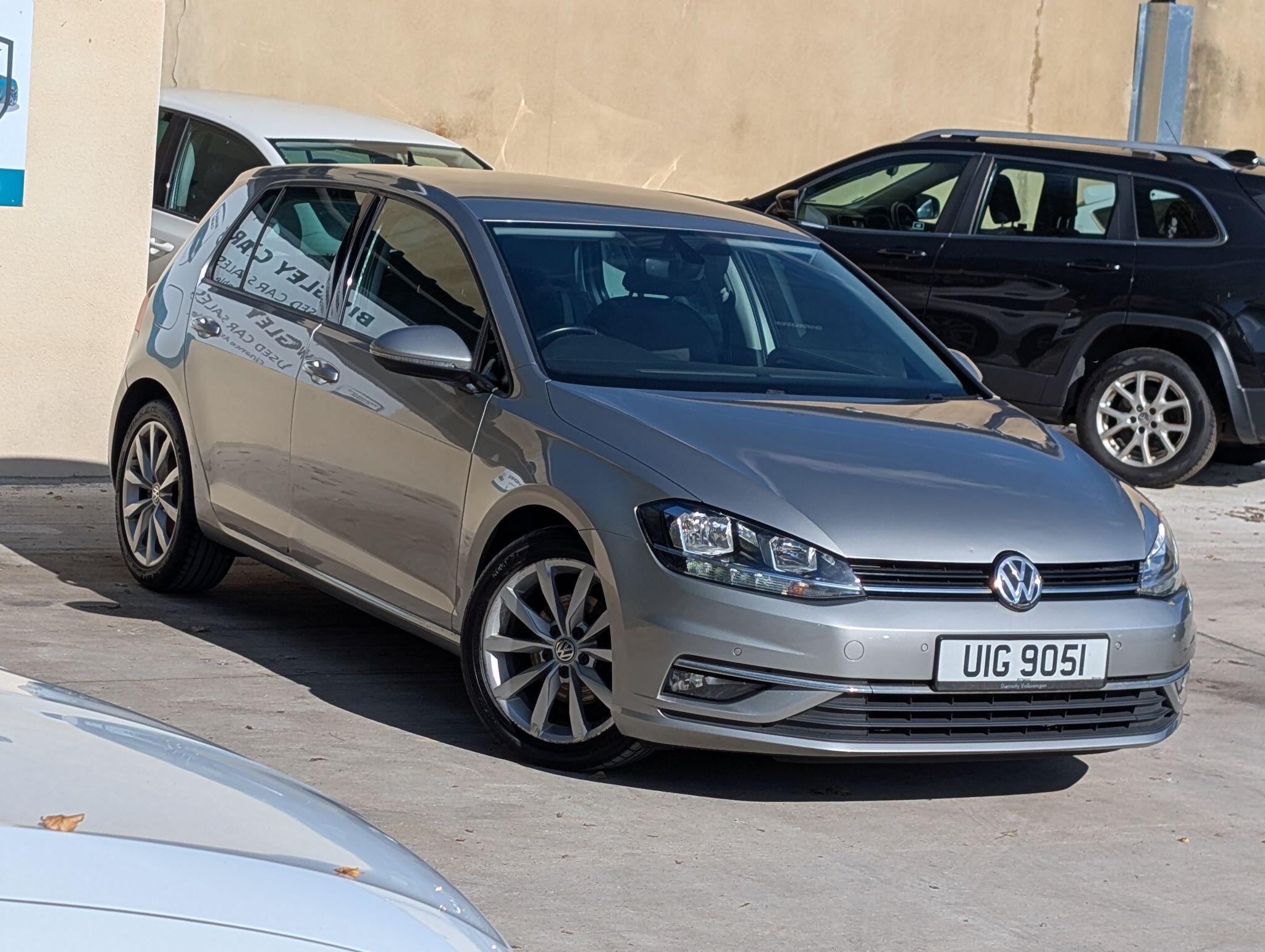 Volkswagen Golf view 10