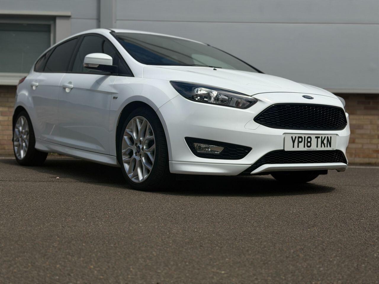 Ford Focus view 97