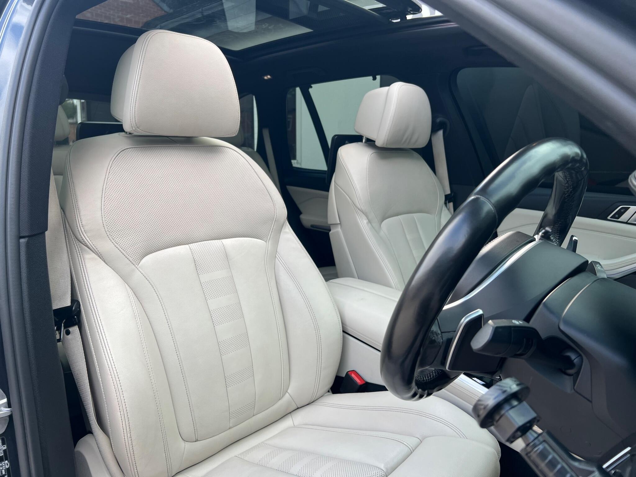 BMW X5 view 42