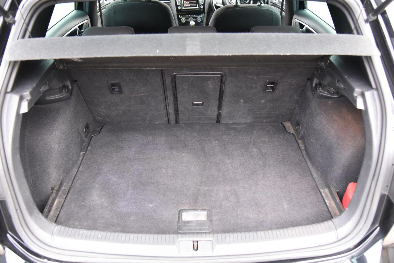 Volkswagen Golf view 44