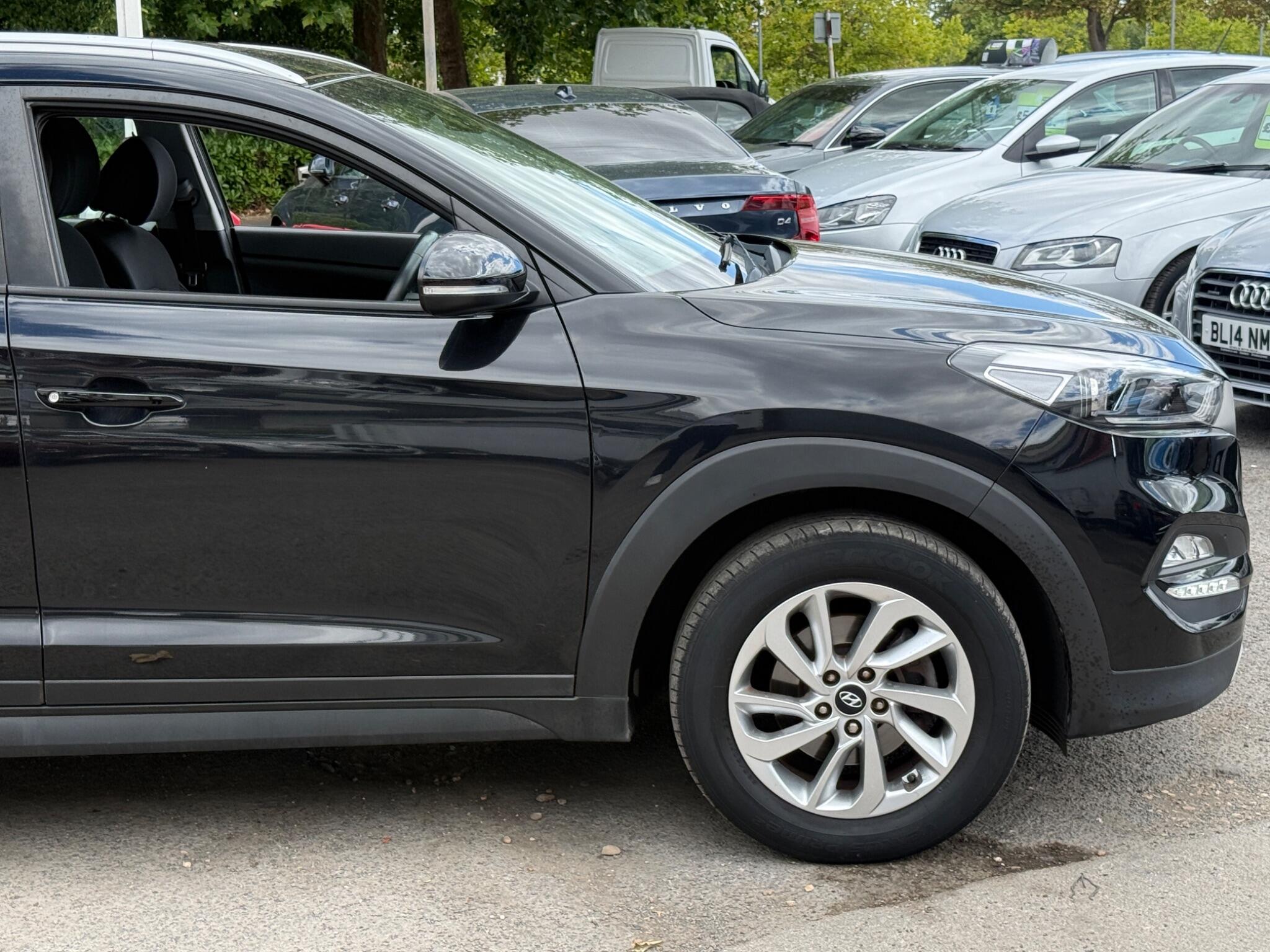 Hyundai TUCSON - Image 20