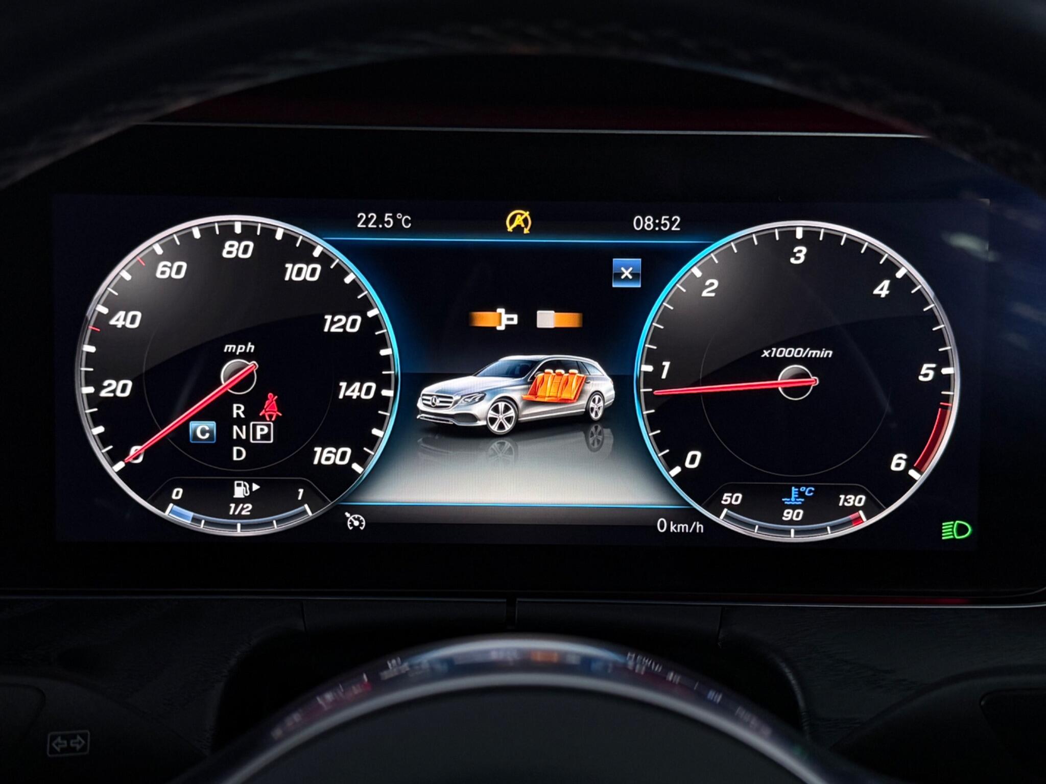 Mercedes-Benz E-Class view 17