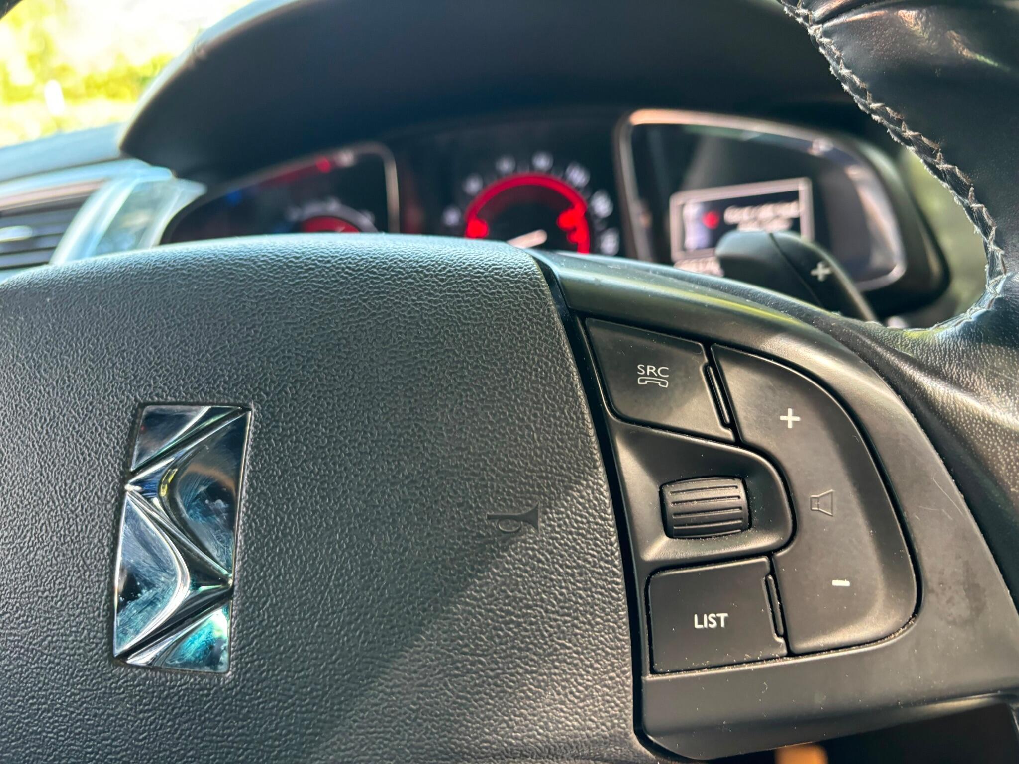 Citroen DS5 view 9