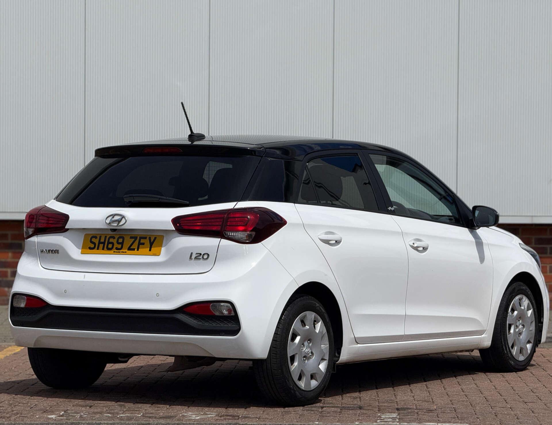 Hyundai I20 view 11